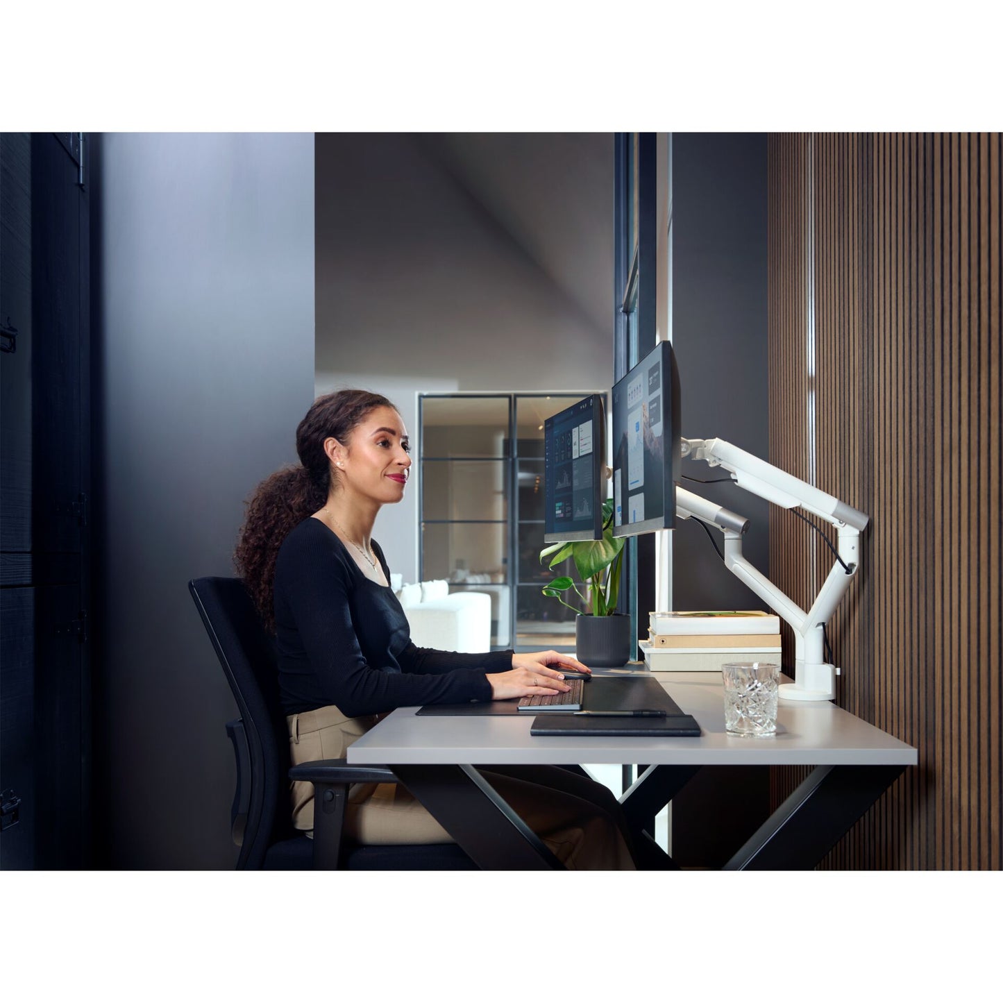 One for All Monitor Halterung Design Dual White DM 7220