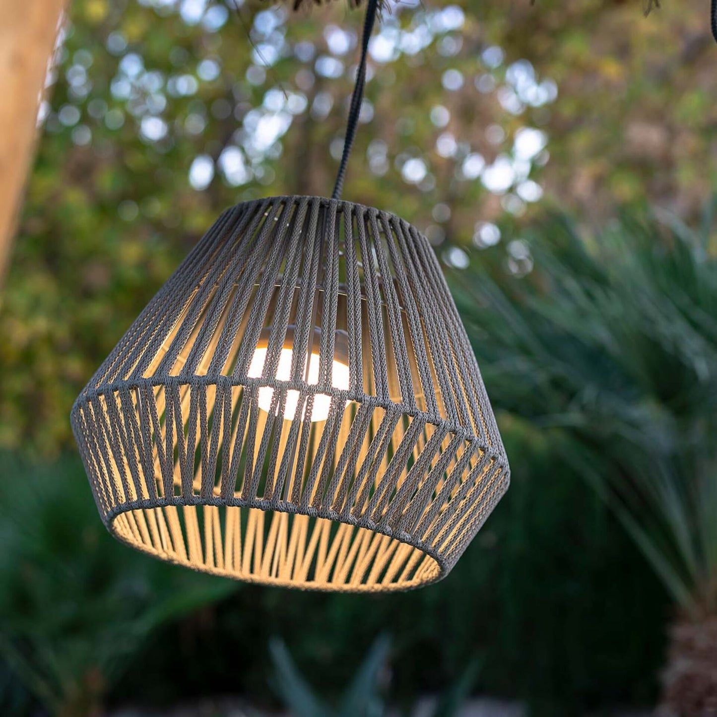 New Garden Conta Recharge battery Hang taupe grey colour