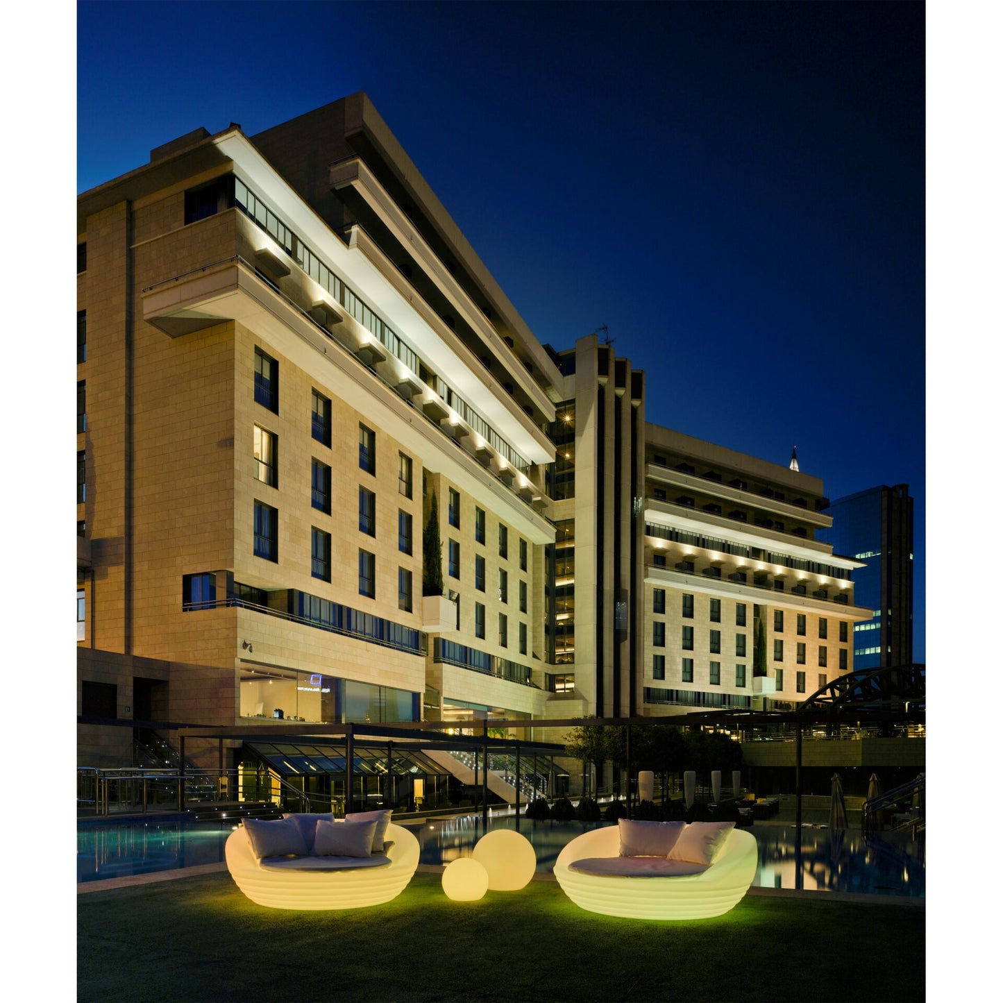 New Garden Buly 60 Solar rechargeable battery