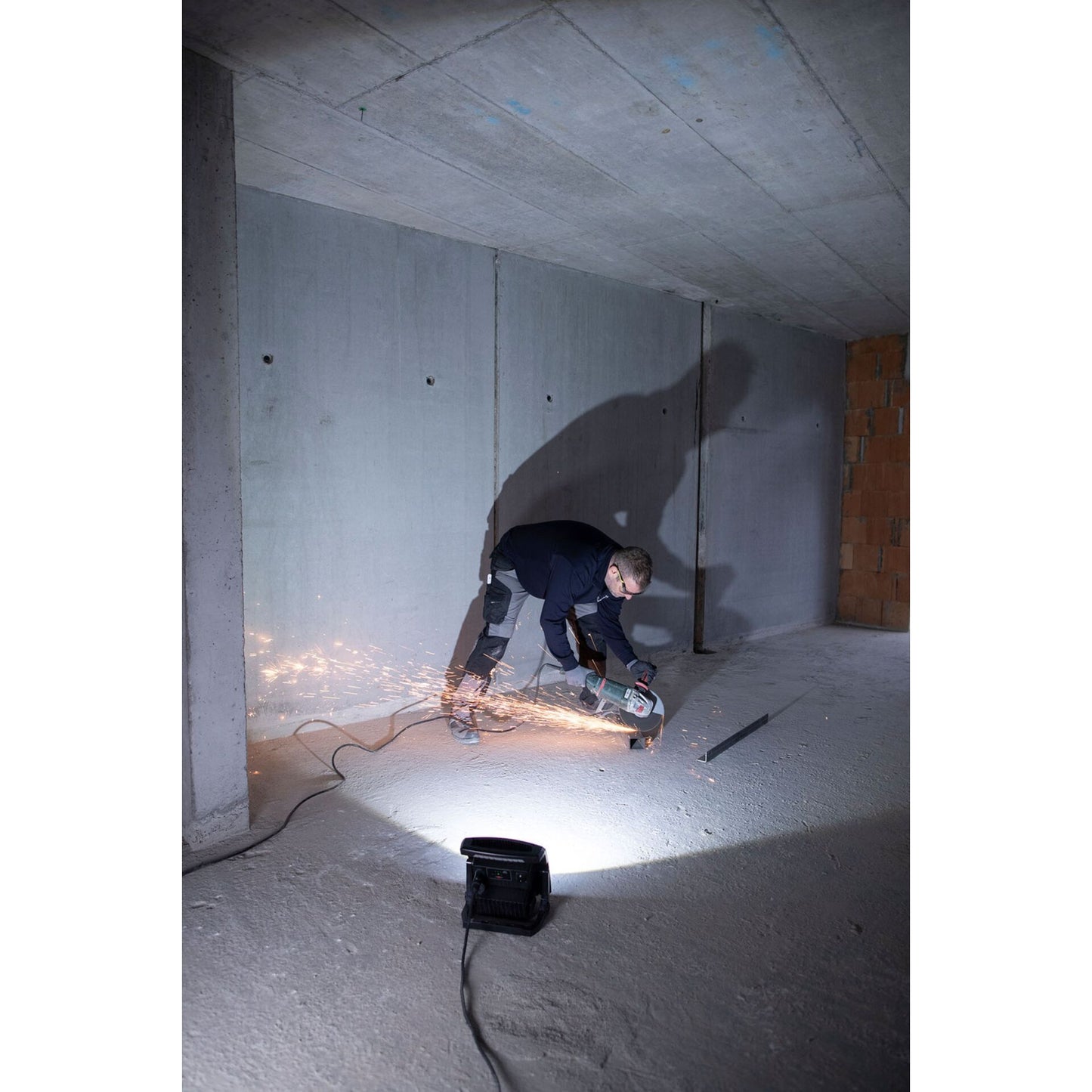 Brennenstuhl Multi Battery LED Hybrid Work Light