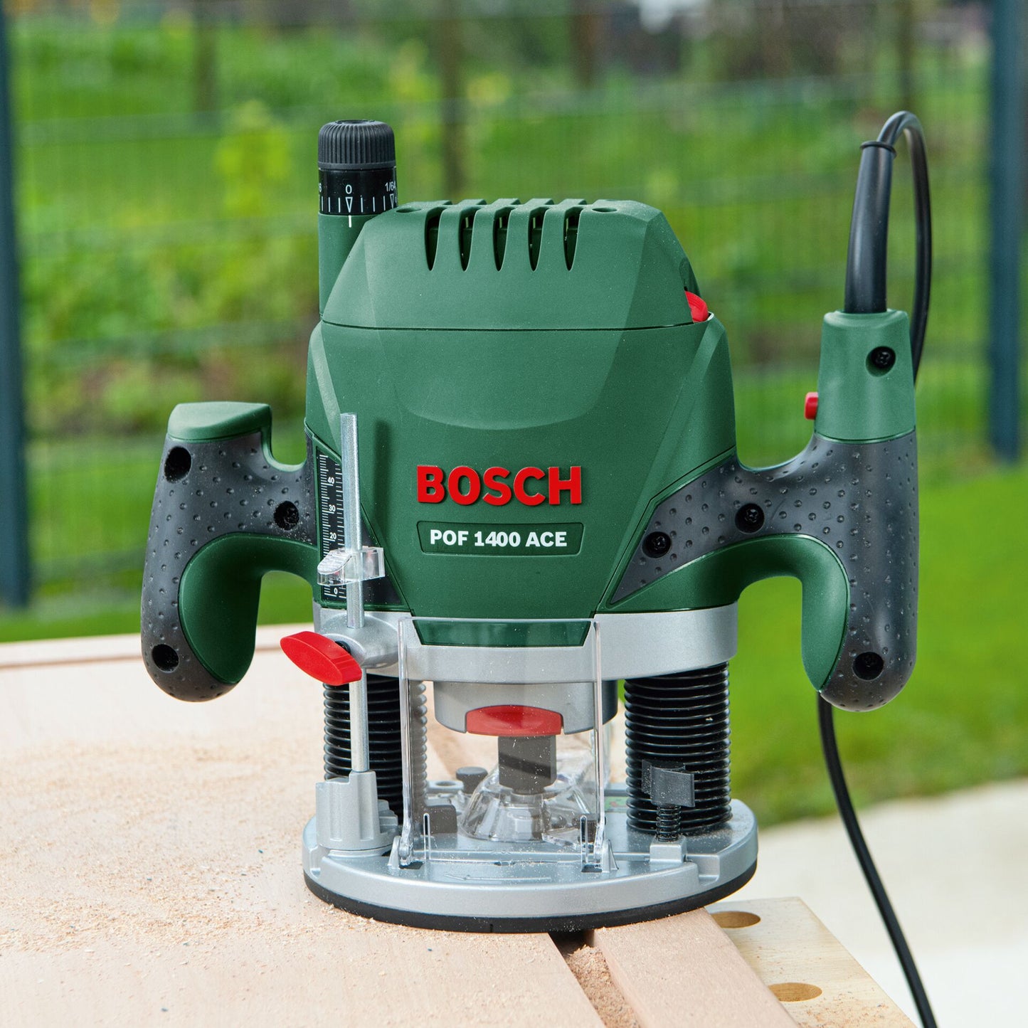 Bosch Oberfräse POF 1400 ACE