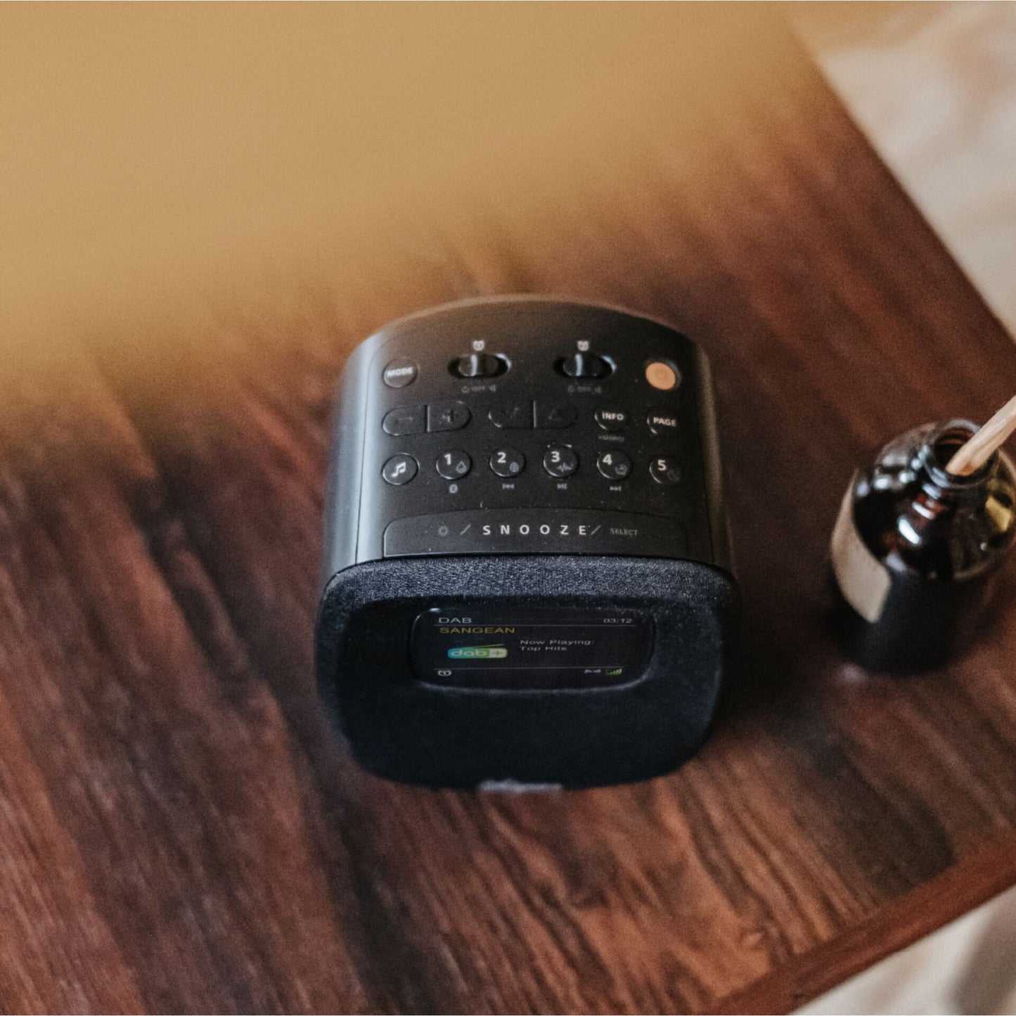 Sangean DCR-83 (Atomic 83) Black