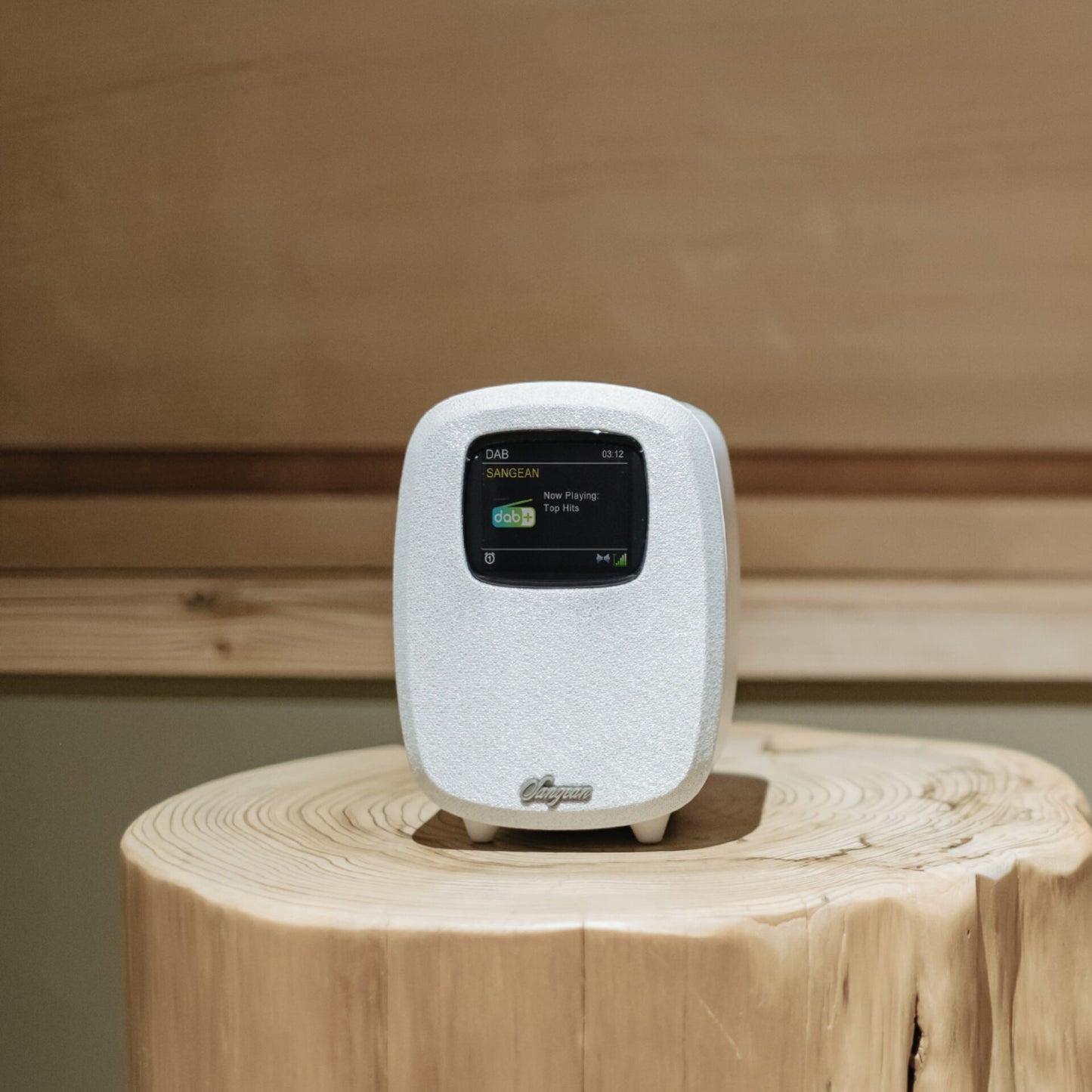 Sangean DCR-83 (Atomic 83) White