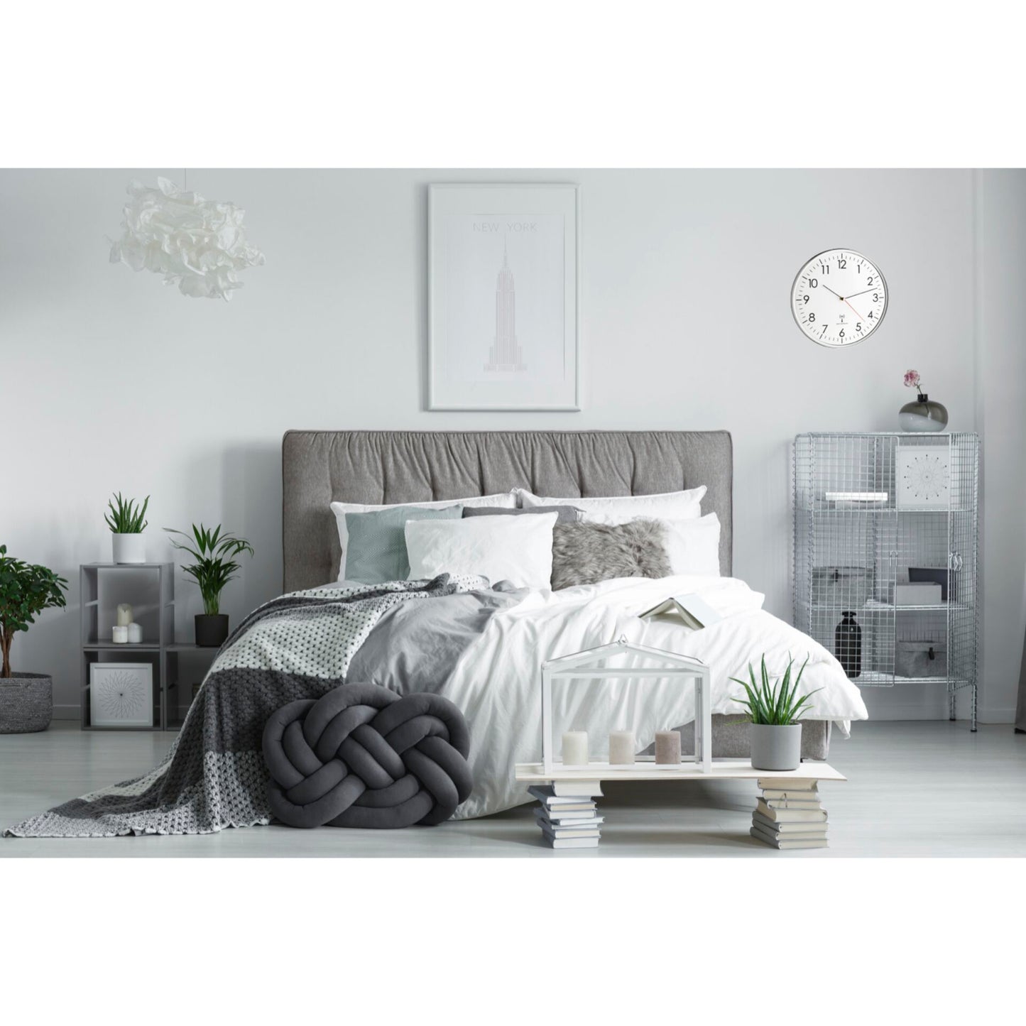 TFA 60.3514 white/silver Analogue RC Clock