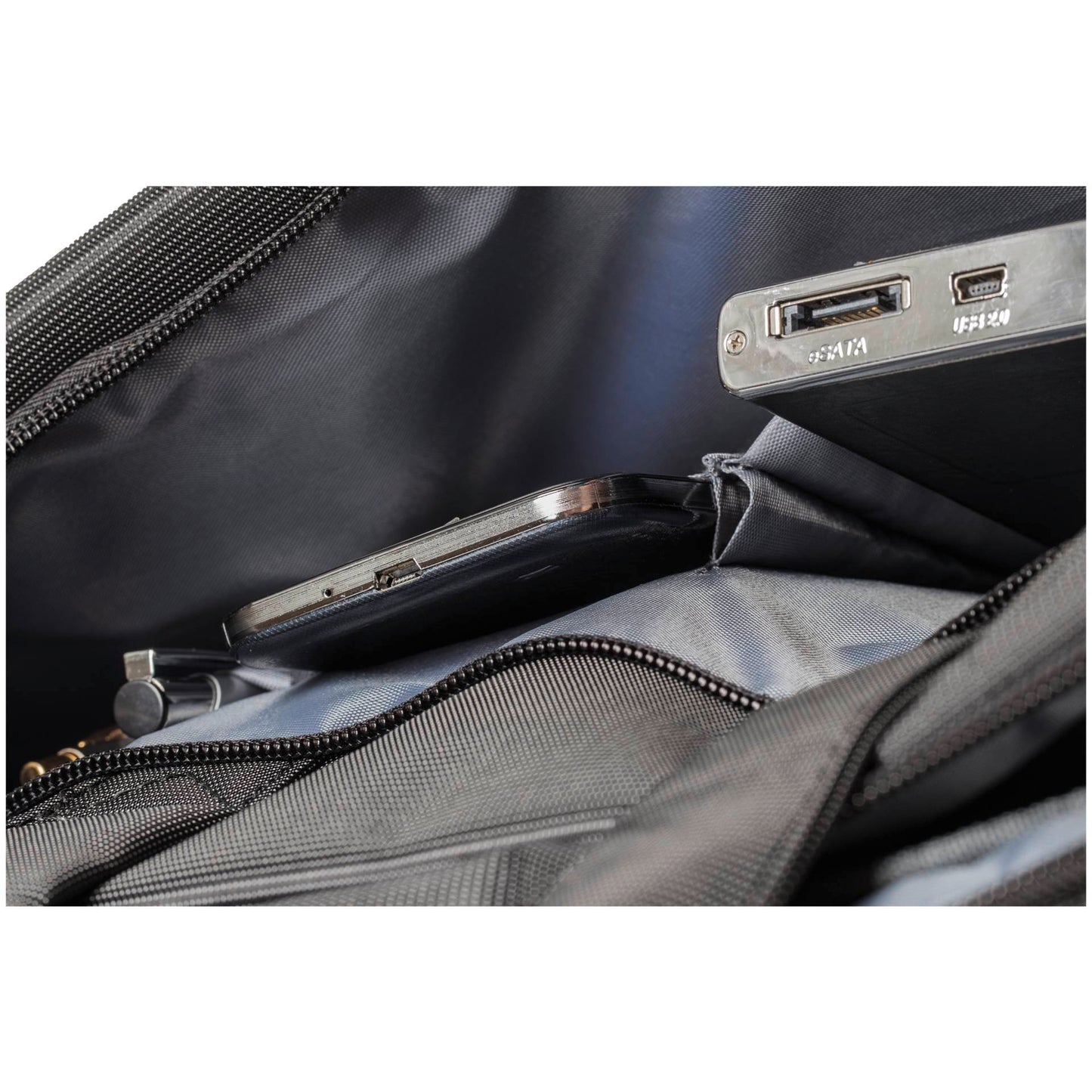 Rivacase 8231 Laptop Bag 15,6  black
