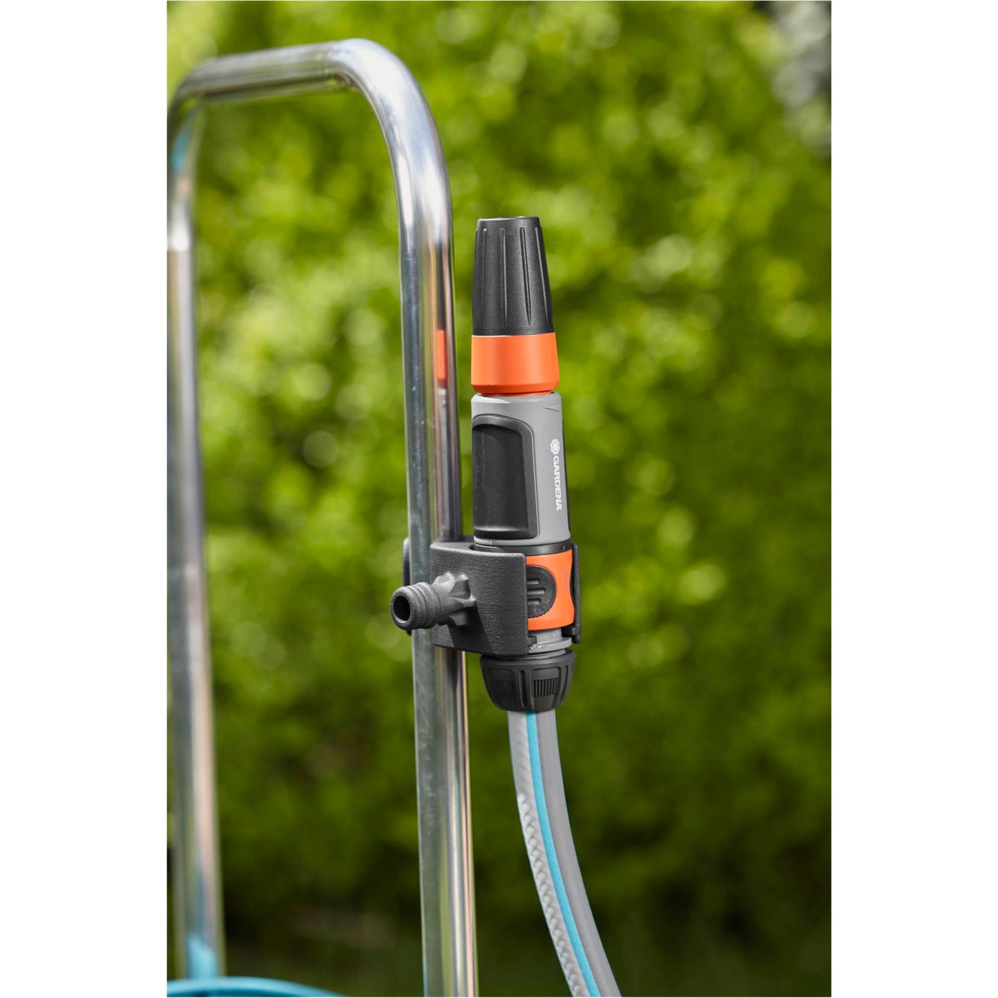 Gardena Hose Trolley CleverRoll M 20m Hose + Accessories