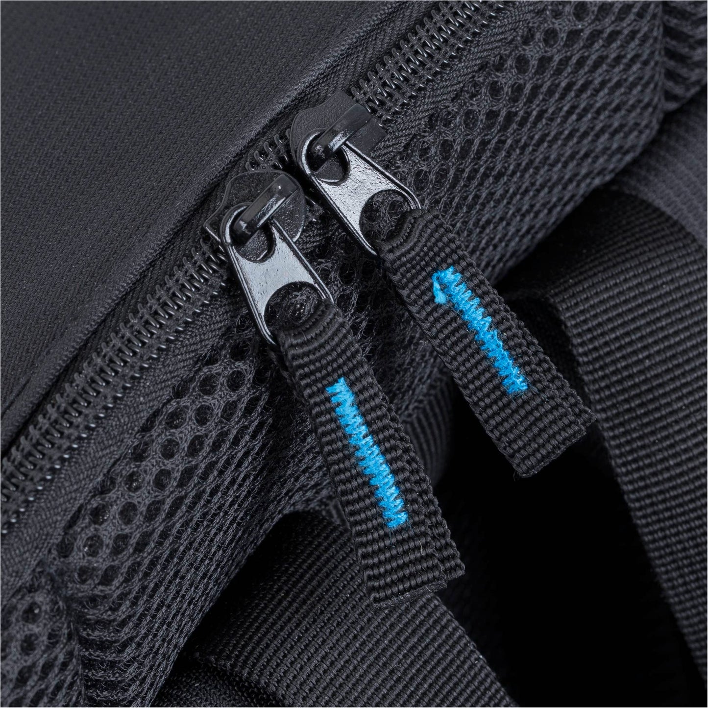 Rivacase 8067 Laptop Backpack 15.6 black