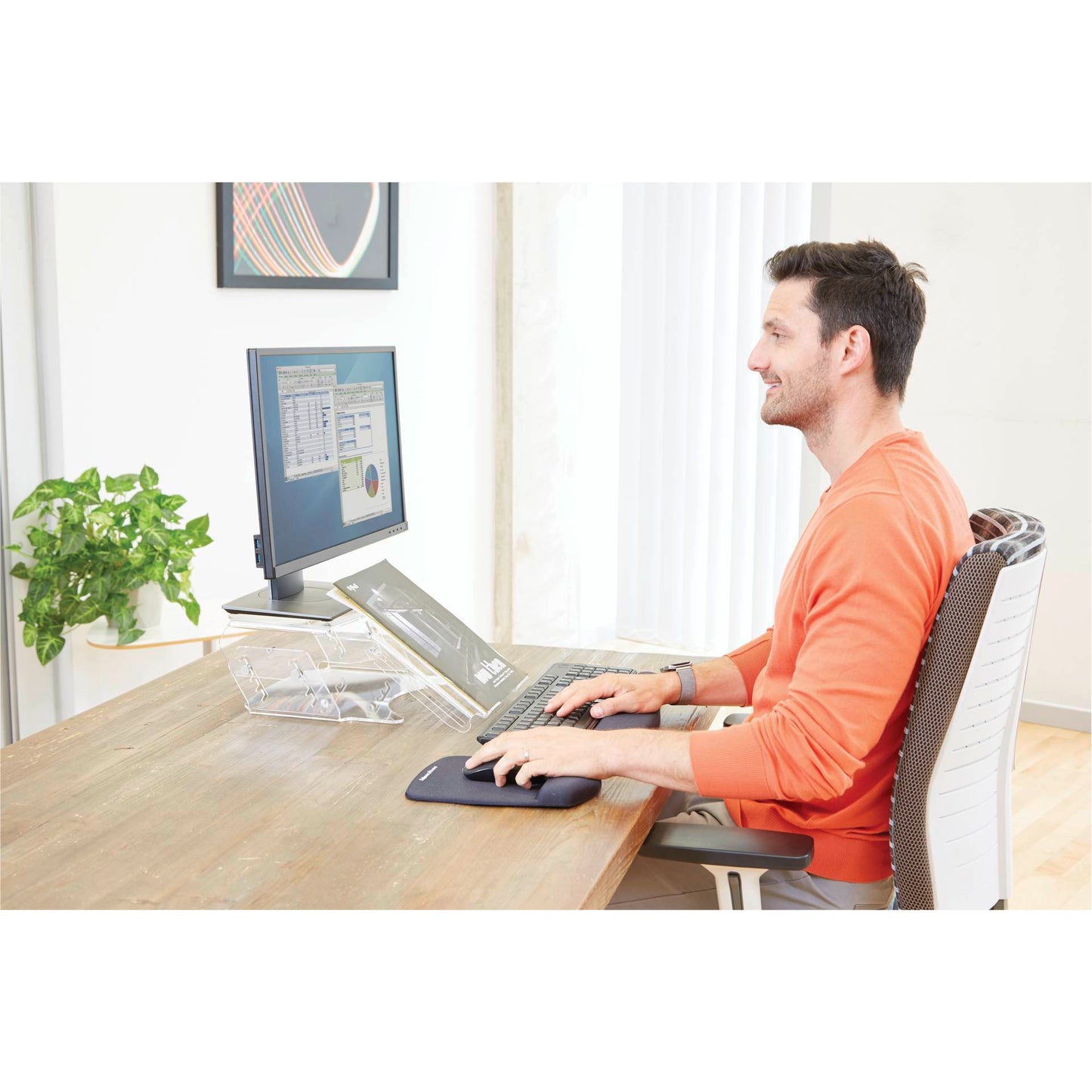 Fellowes Clarity adjustible Monitor lift w. Doc holder