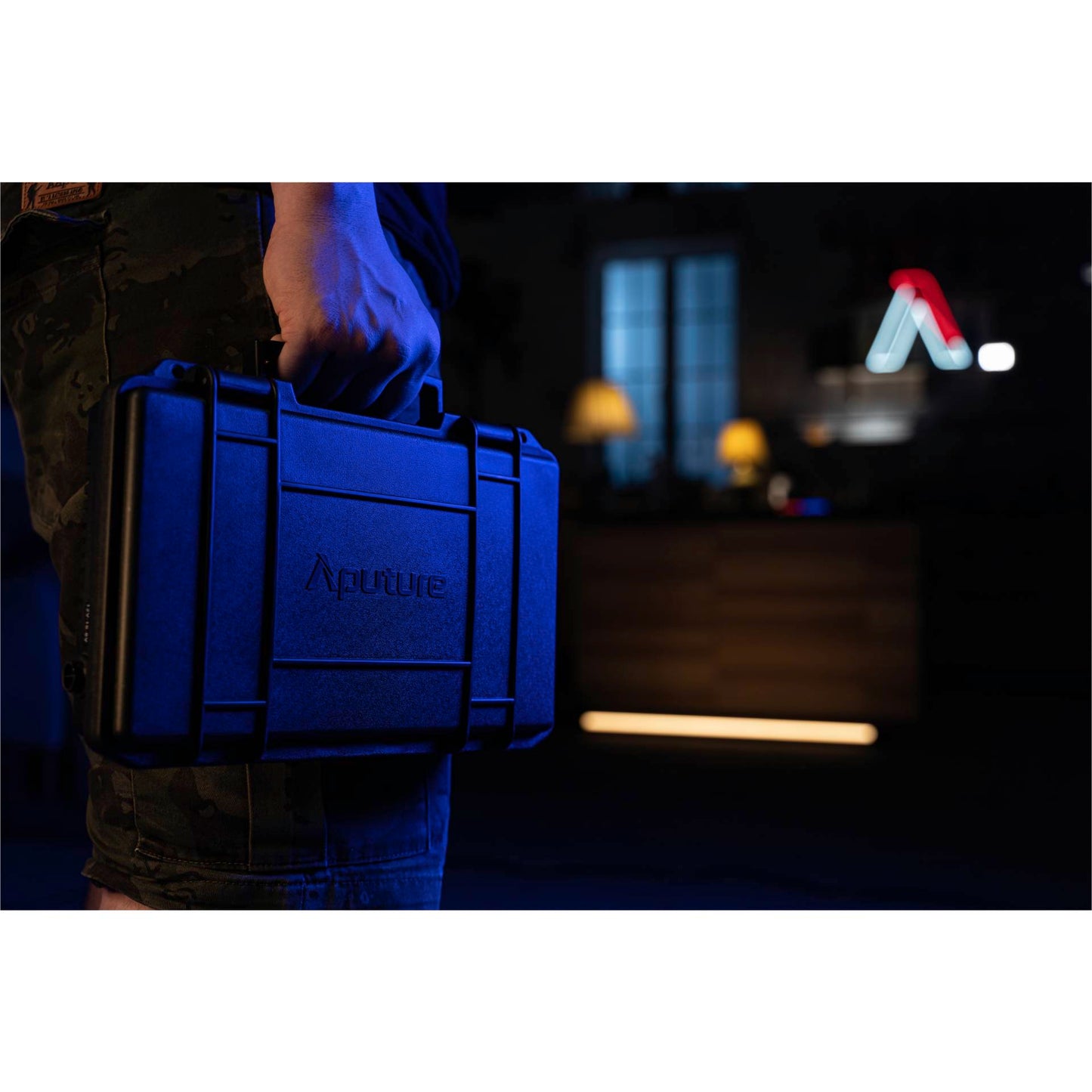 Aputure MC4 light Travel Kit