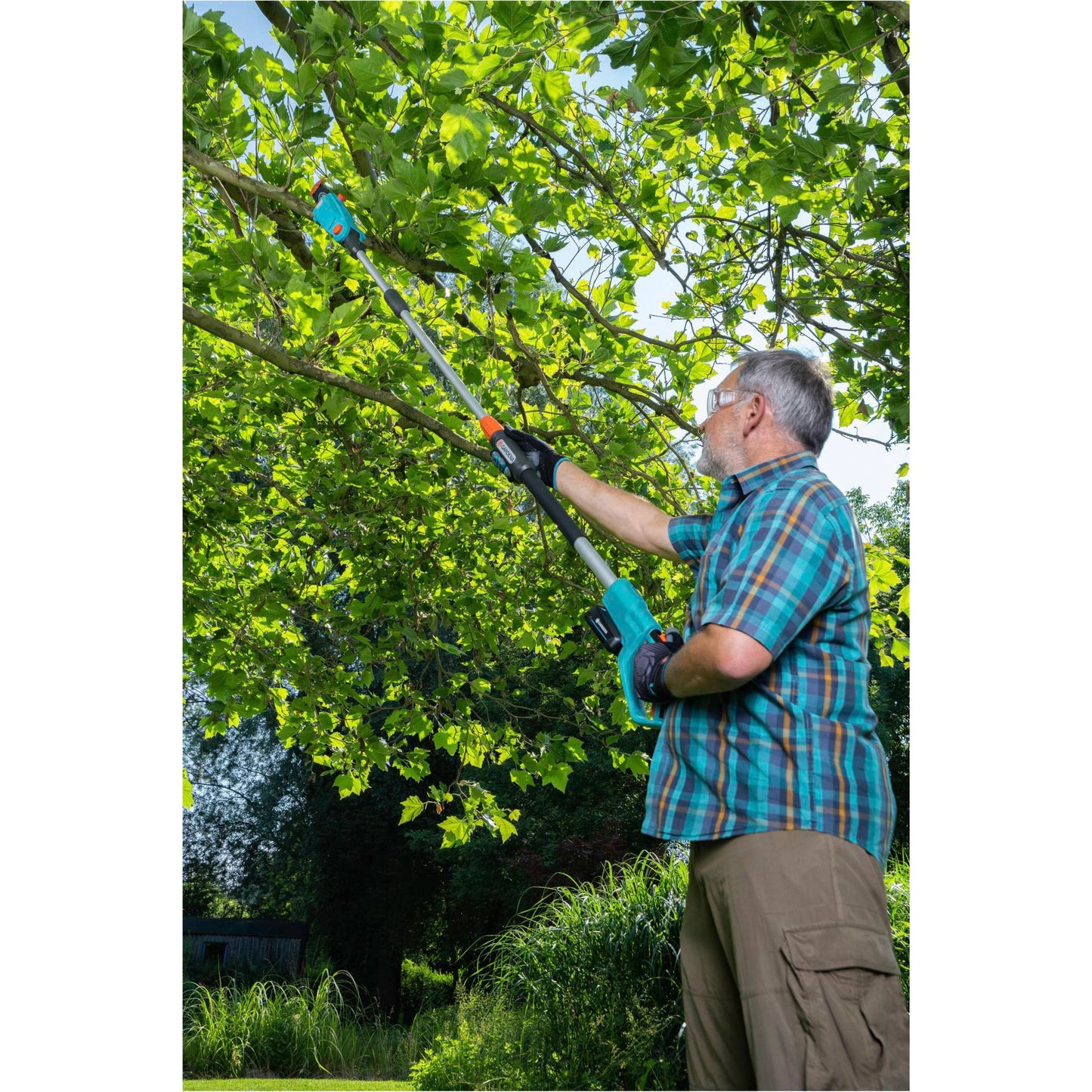 Gardena Cordless Pole Pruner TCS 20/18V P4A Ready-To-Use Set
