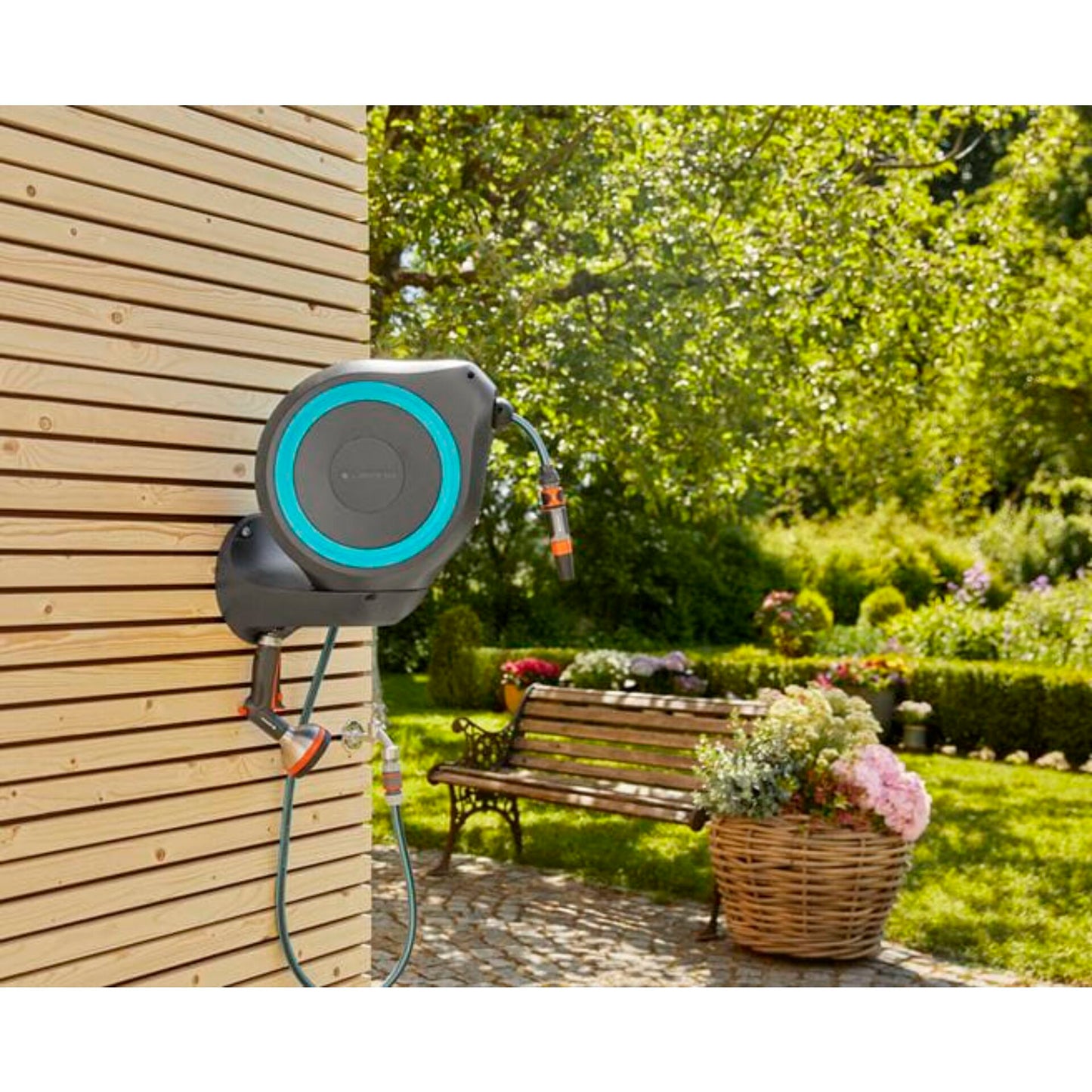 Gardena Wall-mounted Hose Box RollUp S (turquoise) 15 m