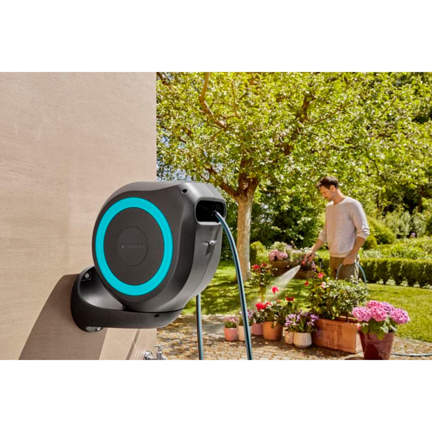 Gardena Wall-mounted Hose Box RollUp M (turquoise) 20 m