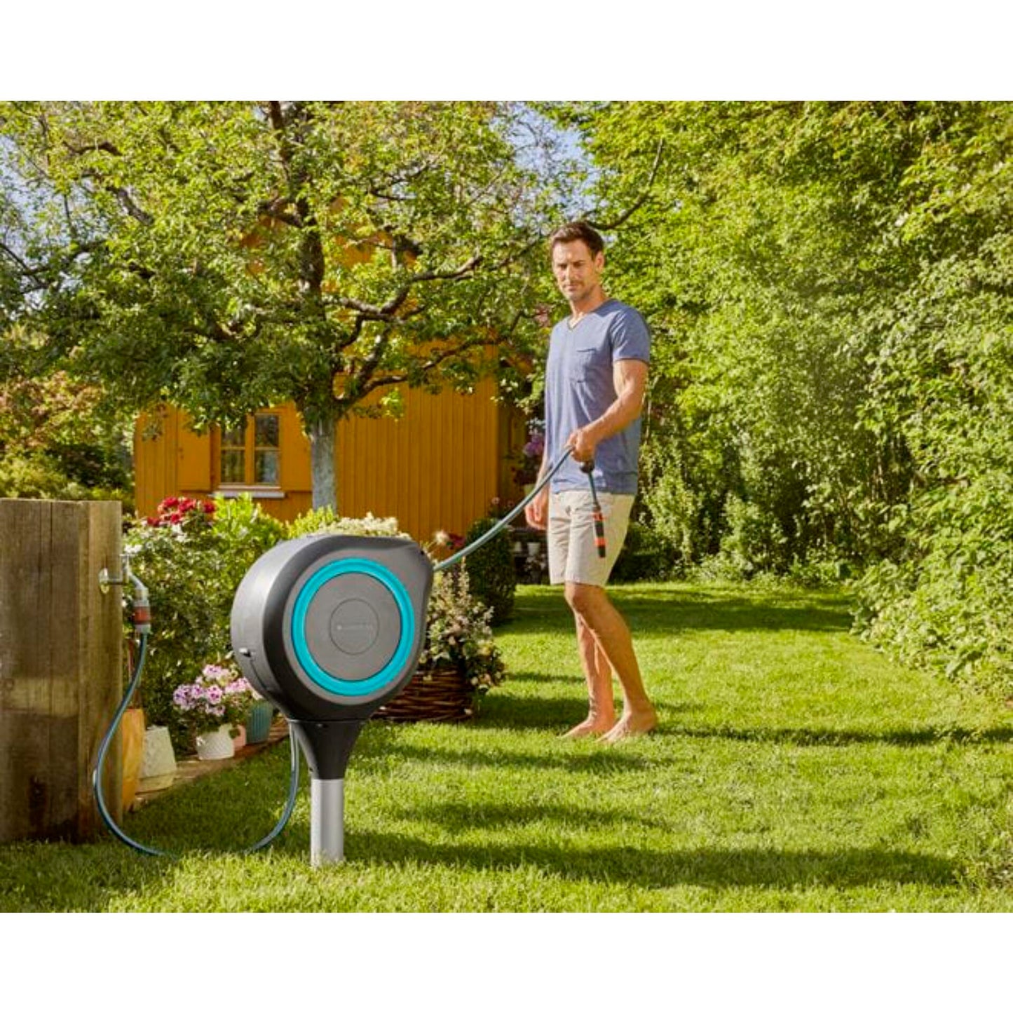 Gardena Garden Hose Box RollUp M (turquoise) 20 m