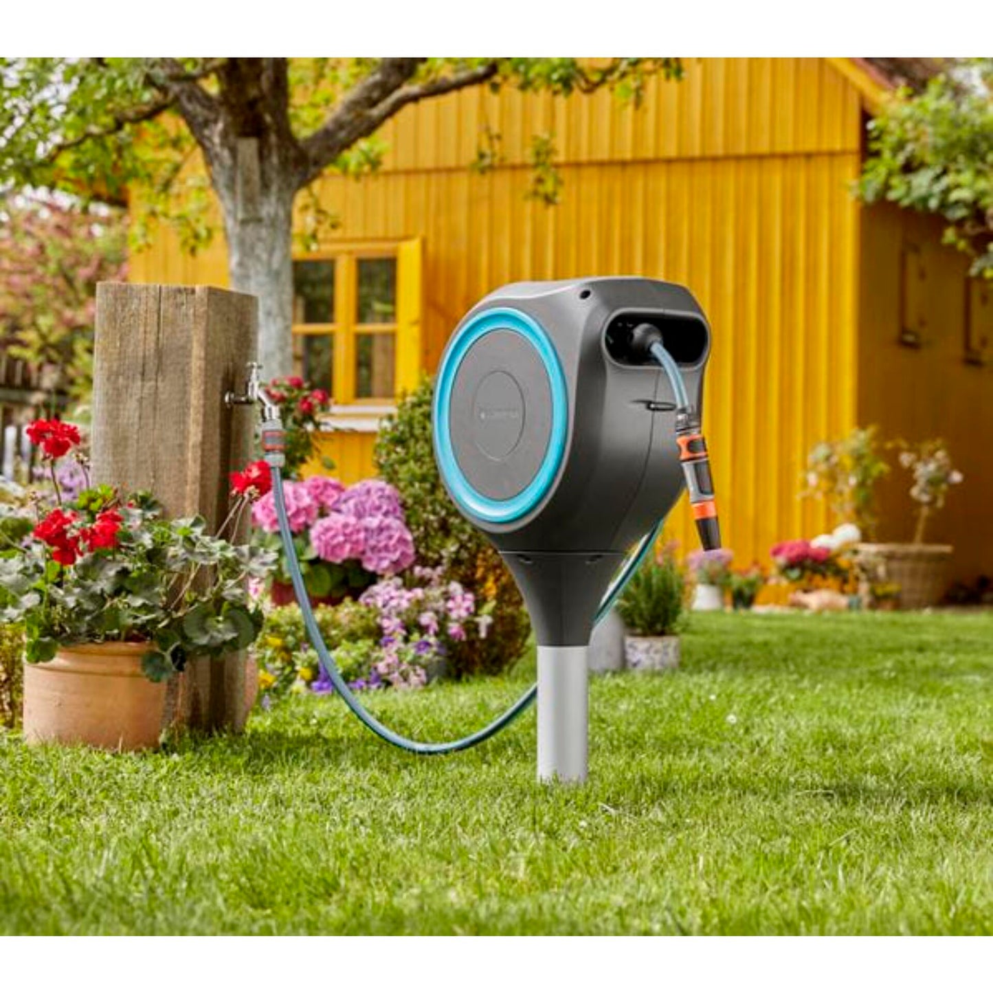 Gardena Garden Hose Box RollUp M (turquoise) 20 m