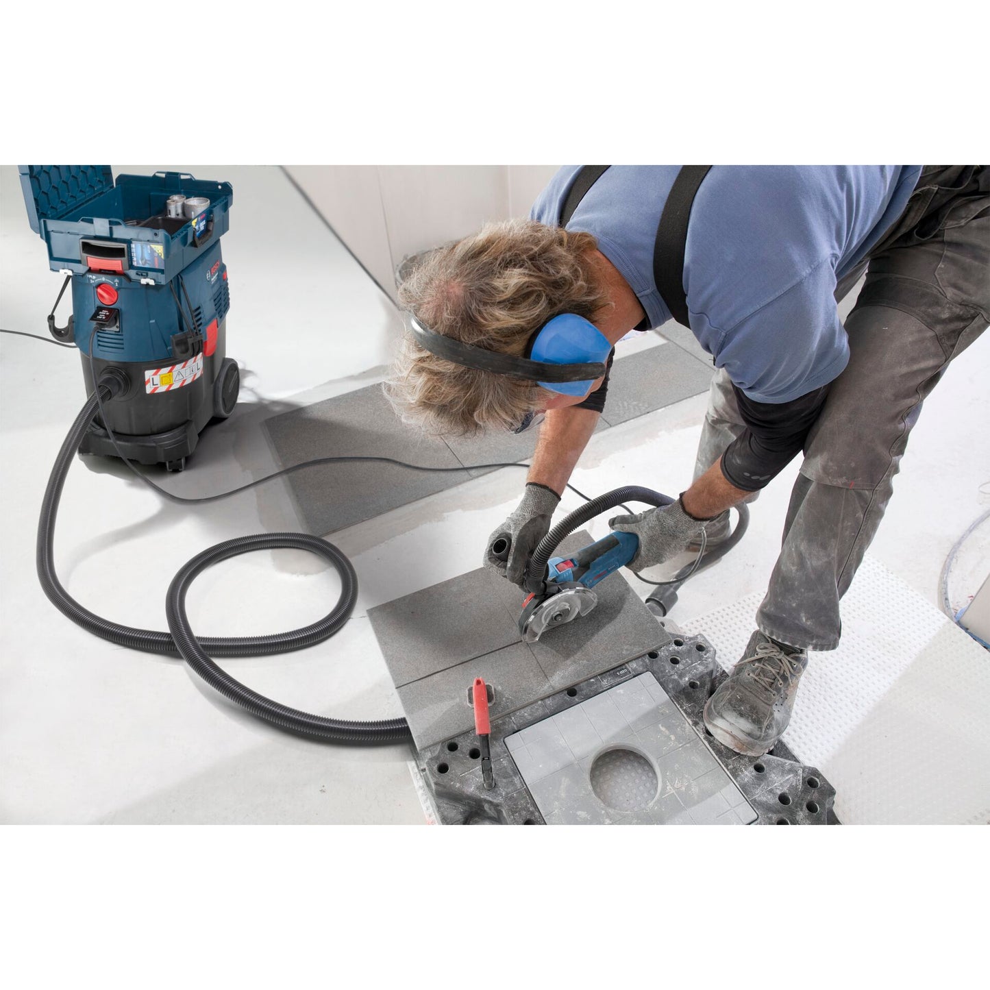 Bosch GAS 35 L SFC Wet/Dry Dust Extractor