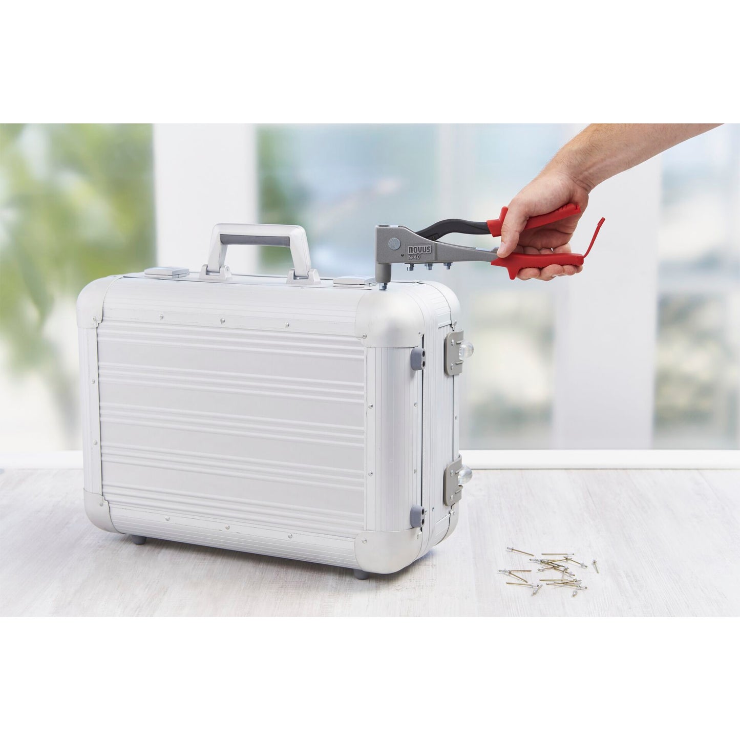 NOVUS Rivet Gun N - 40