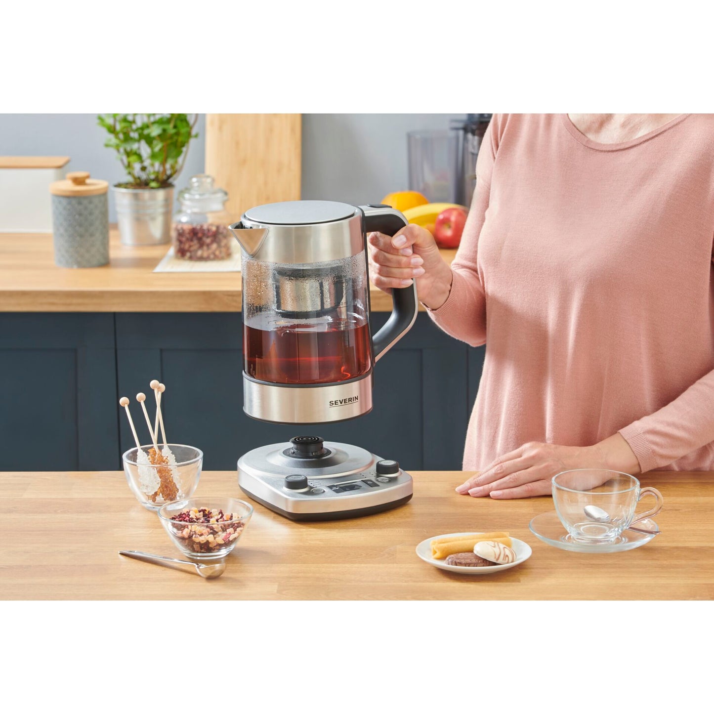 Severin WK 3479       Glass Tea and Water Kettle  1,7l