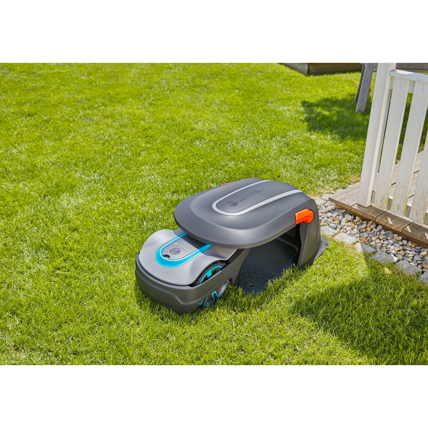 Gardena Garage for robotic lawn mower