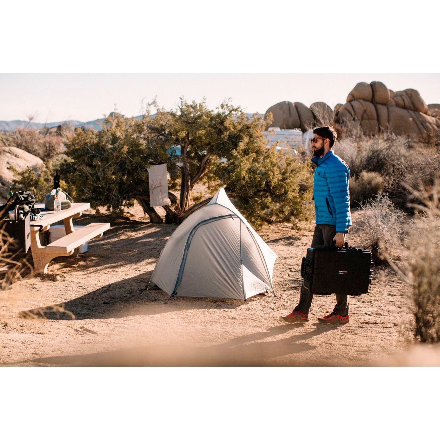 B&W Outdoor Case Type 650 black with divider system