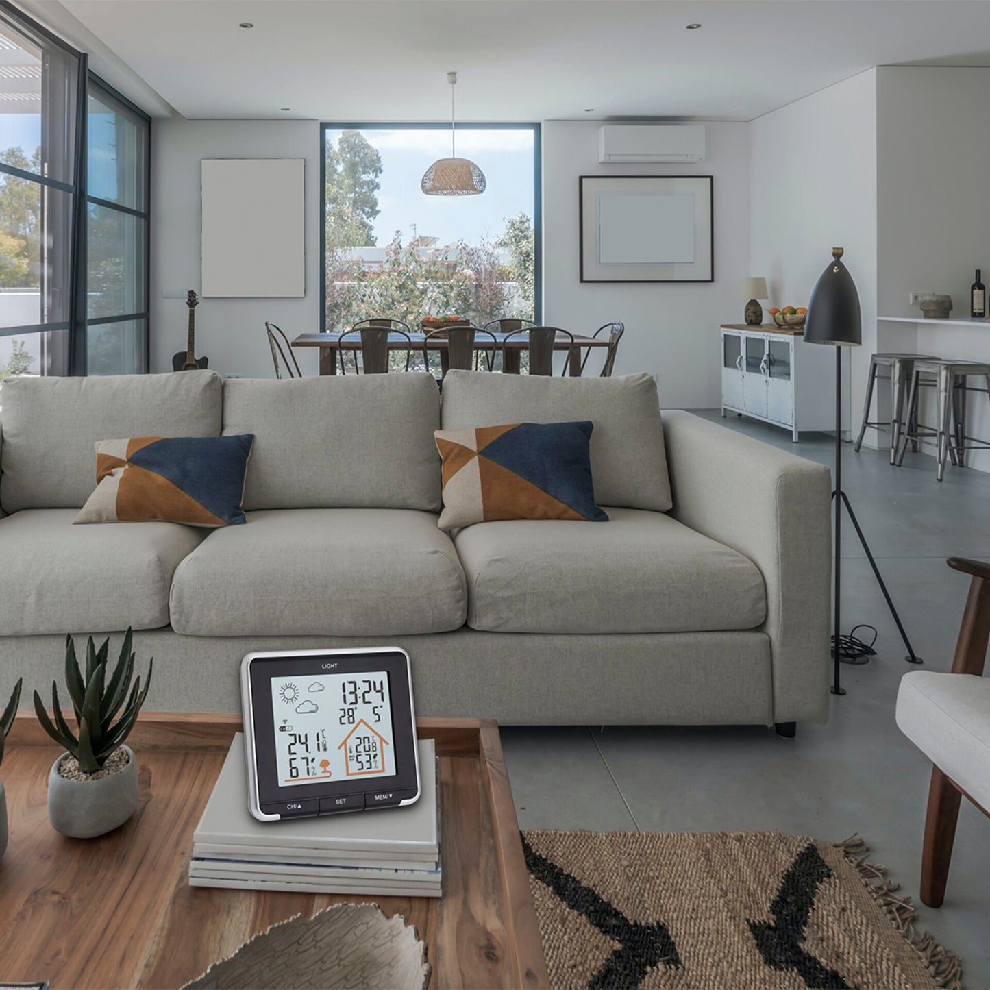 TFA 35.1153.01 LIFE Radio Weather Station