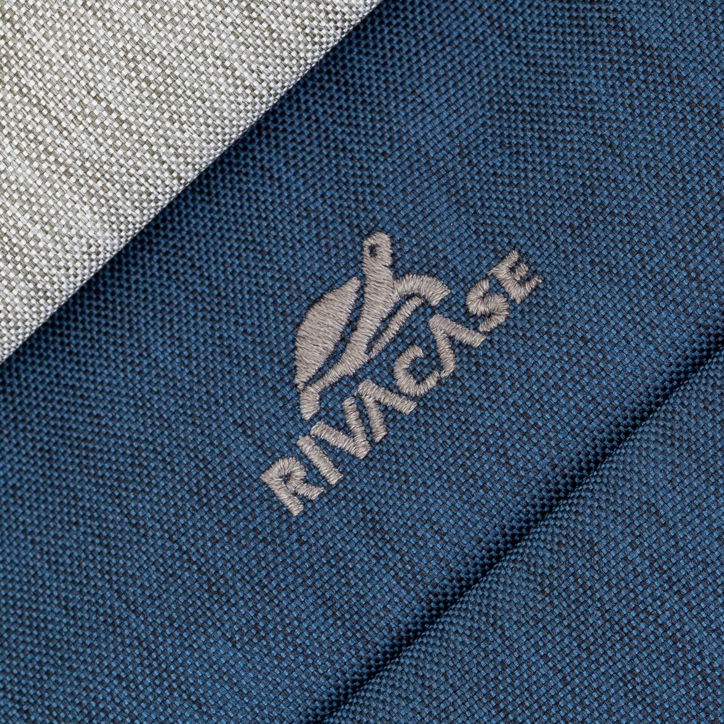 Rivacase 7532 Laptop Bag 15.6 grey/dark blue