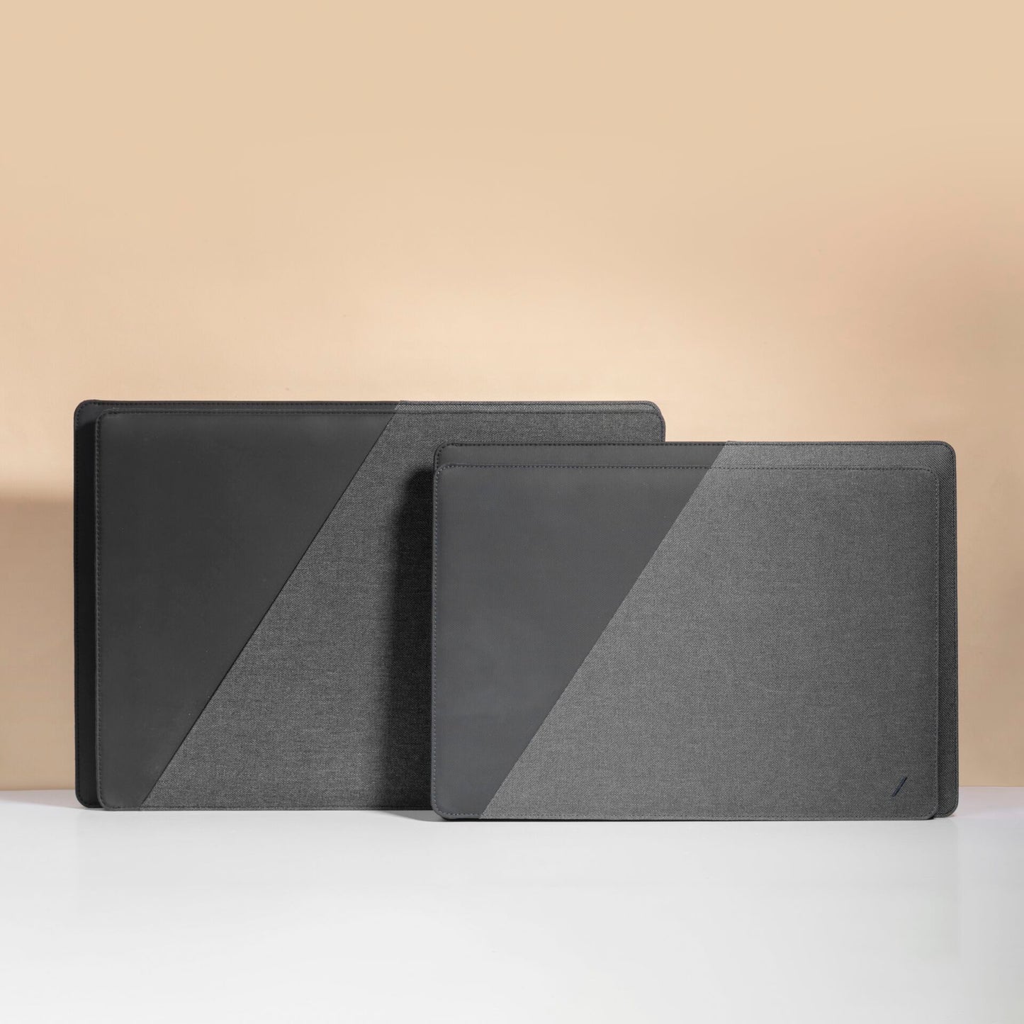 Native Union Stow Slim Sleeve for Macbook 15/16 Slate