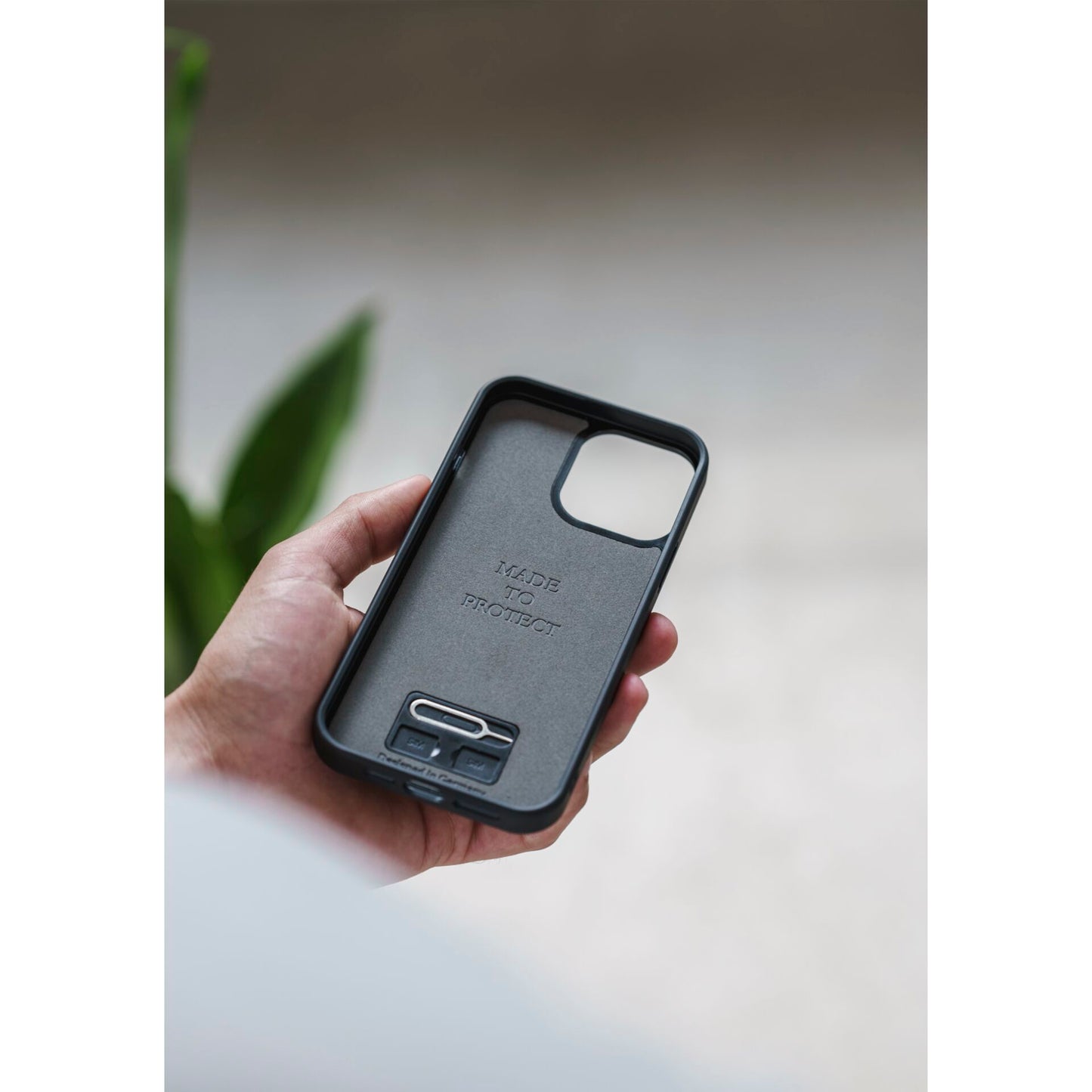 Woodcessories Bumper Case MagSafe Camo Gray iPhone 14 Plus
