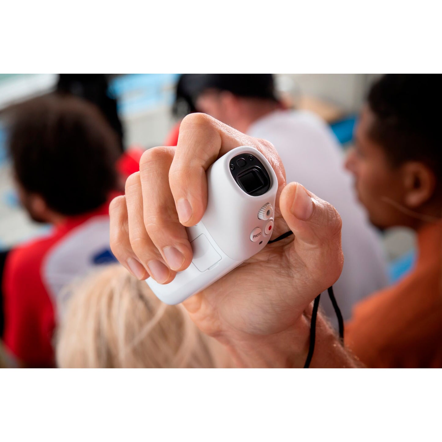Canon PowerShot Zoom Essential Kit white