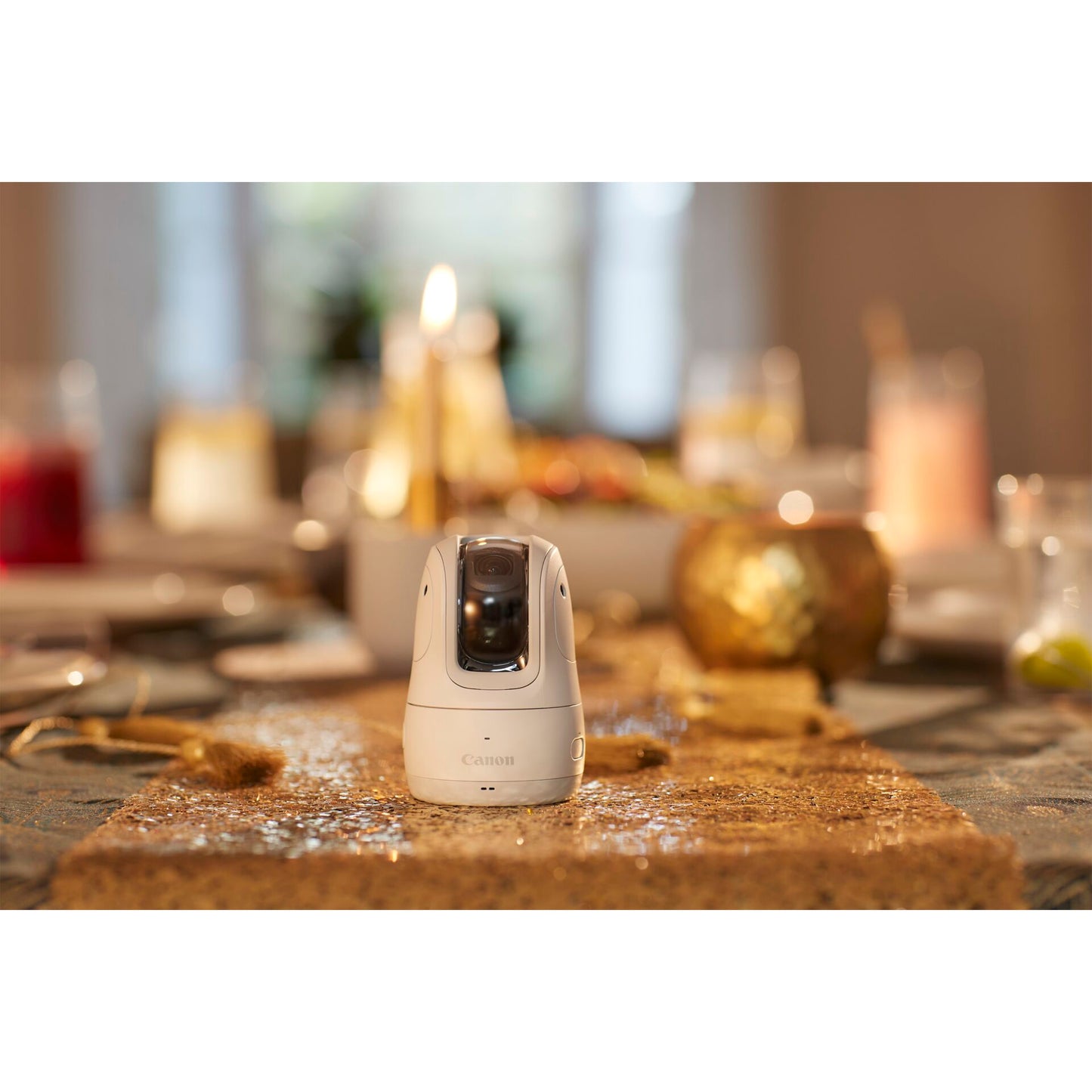 Canon PowerShot PX Essential Kit white