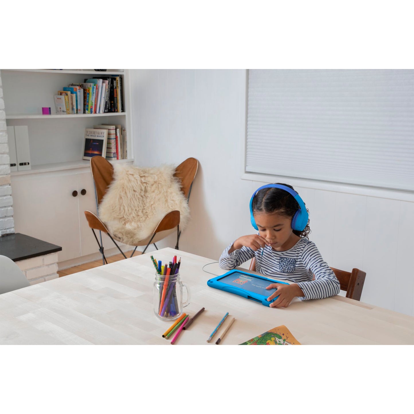 Belkin Soundform Mini On-Ear Kids Headphone blue AUD004btBL
