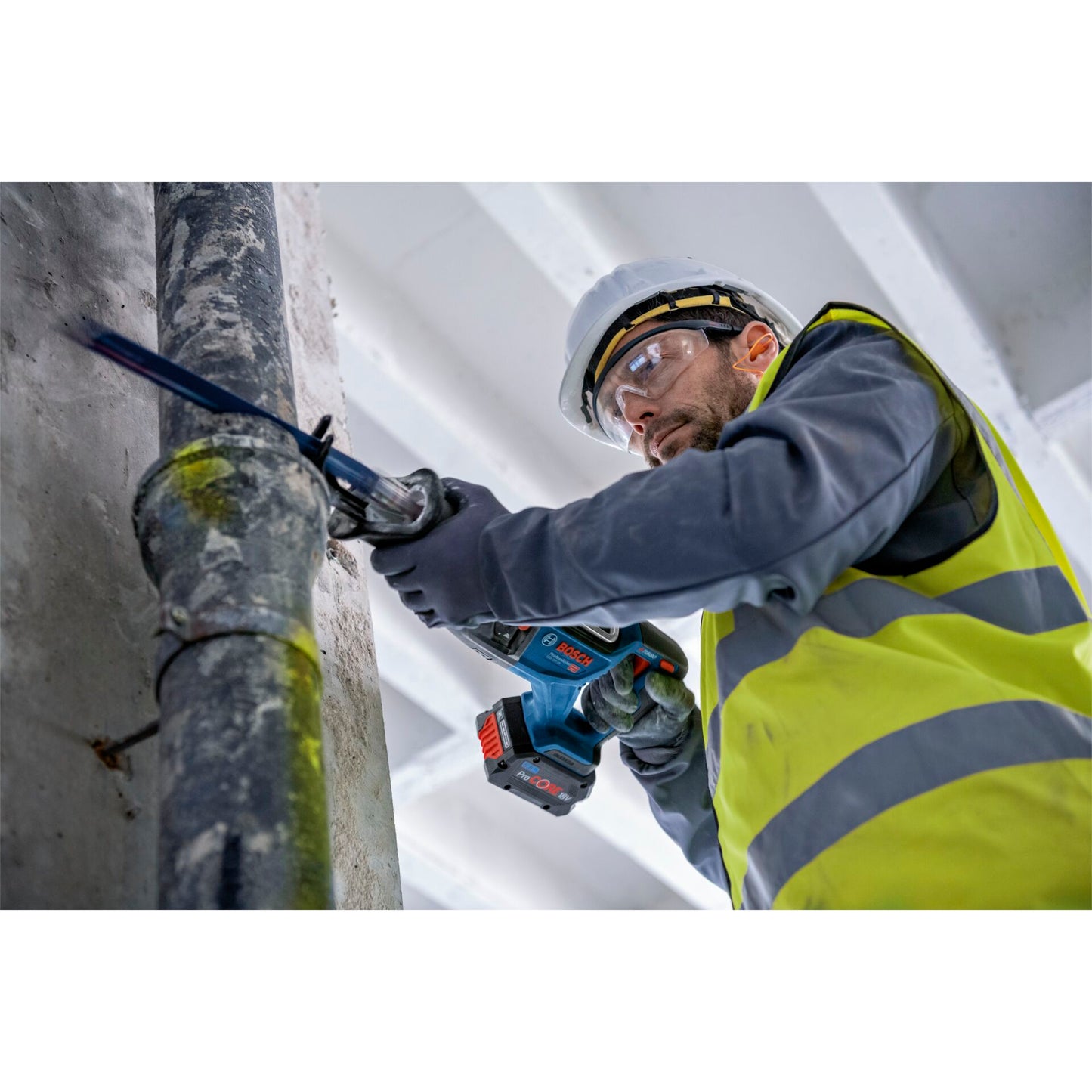 Bosch GSA 18V-28 Cordless Saber Saw
