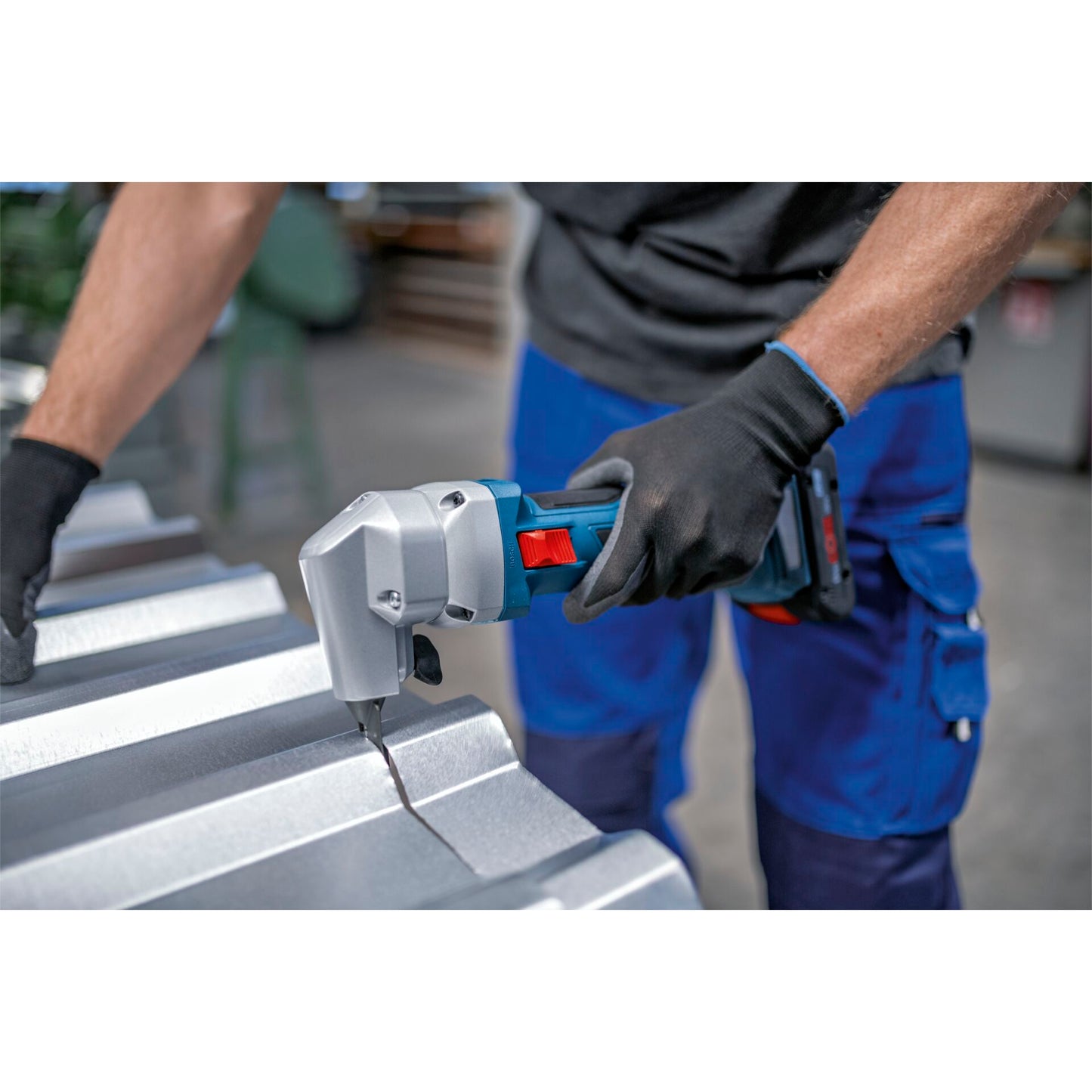 Bosch GNA 18V-16 E Cordless Nailer