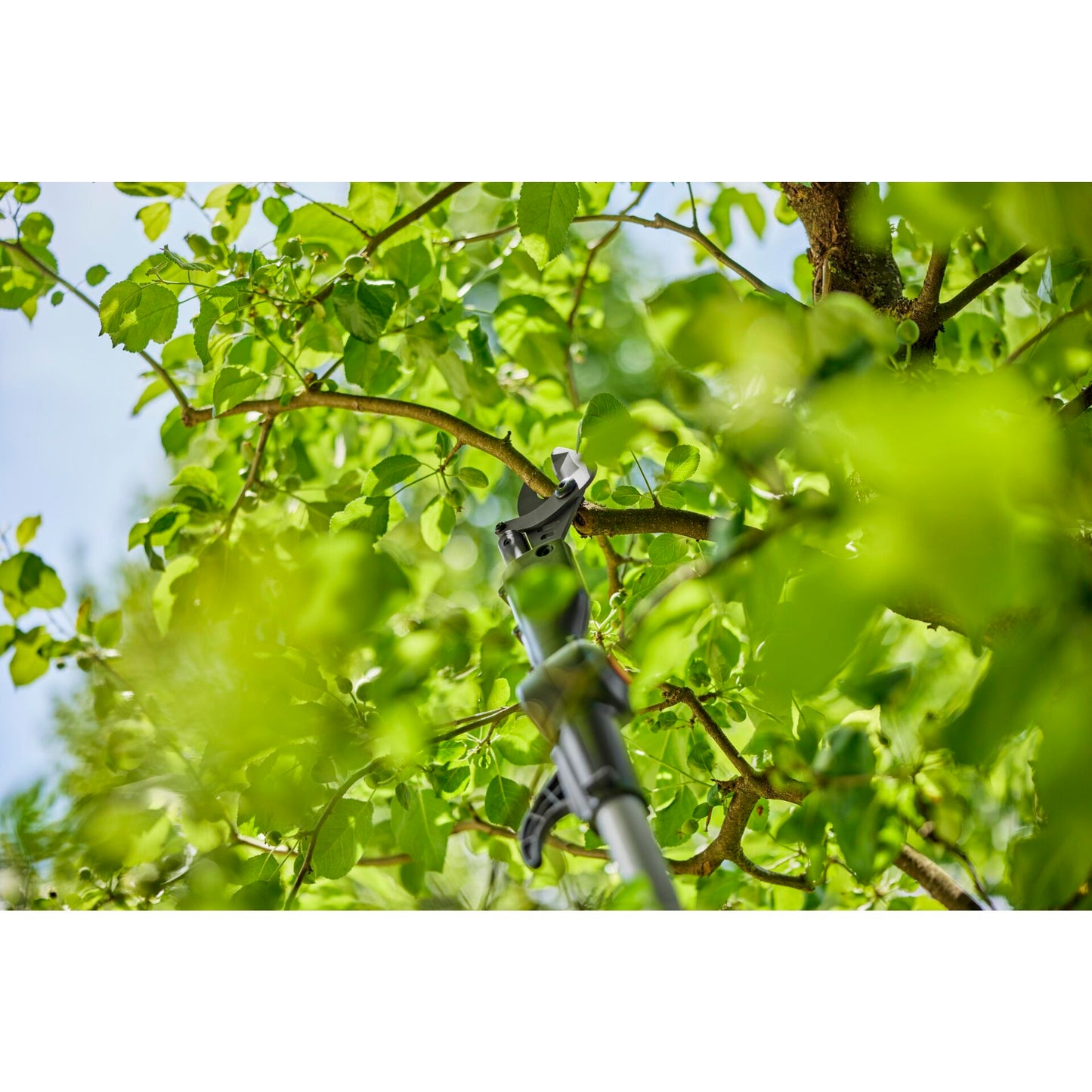 Gardena Telescopic HighCut 250/18V P4A solo