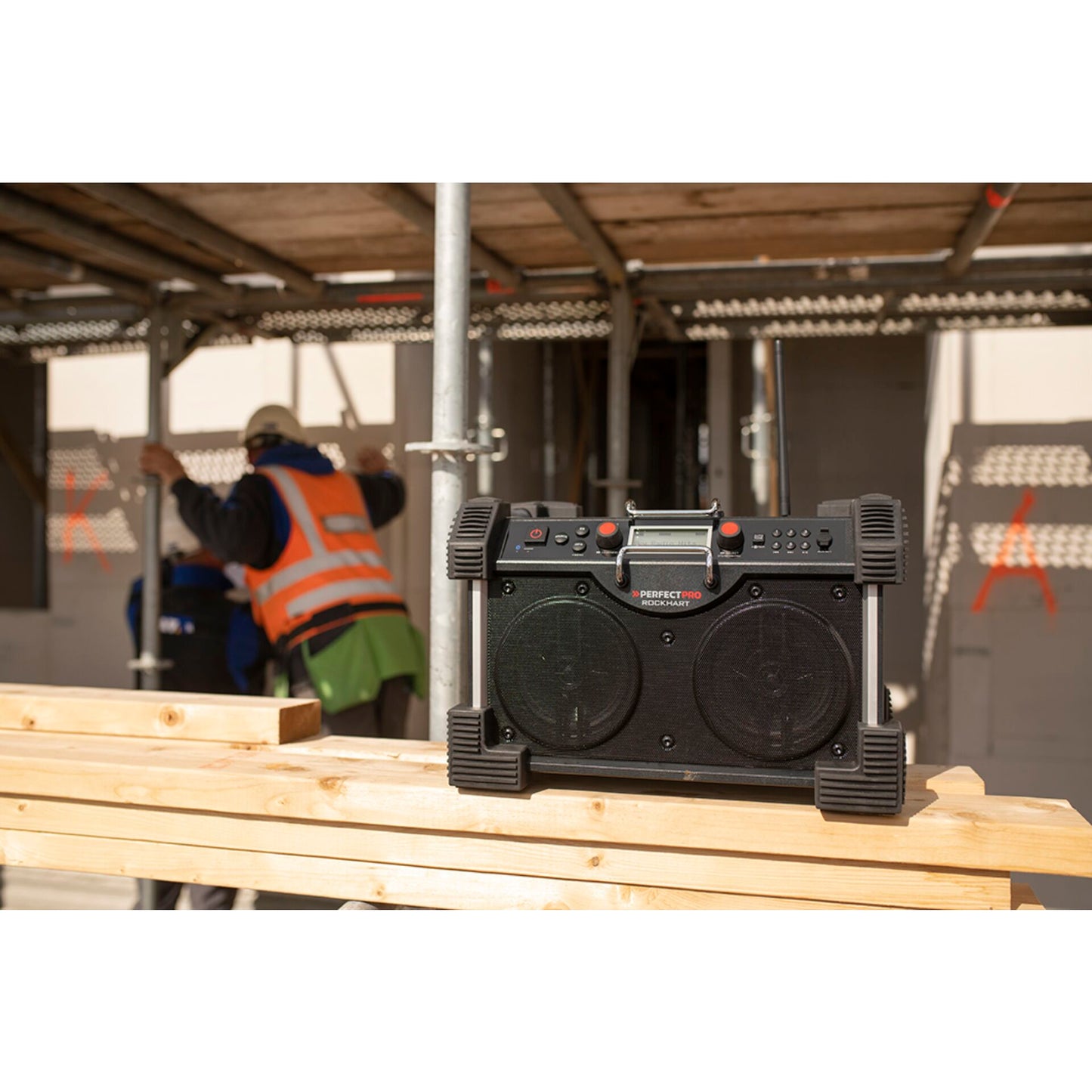 PerfectPro ROCKHART 18V Job Site Radio