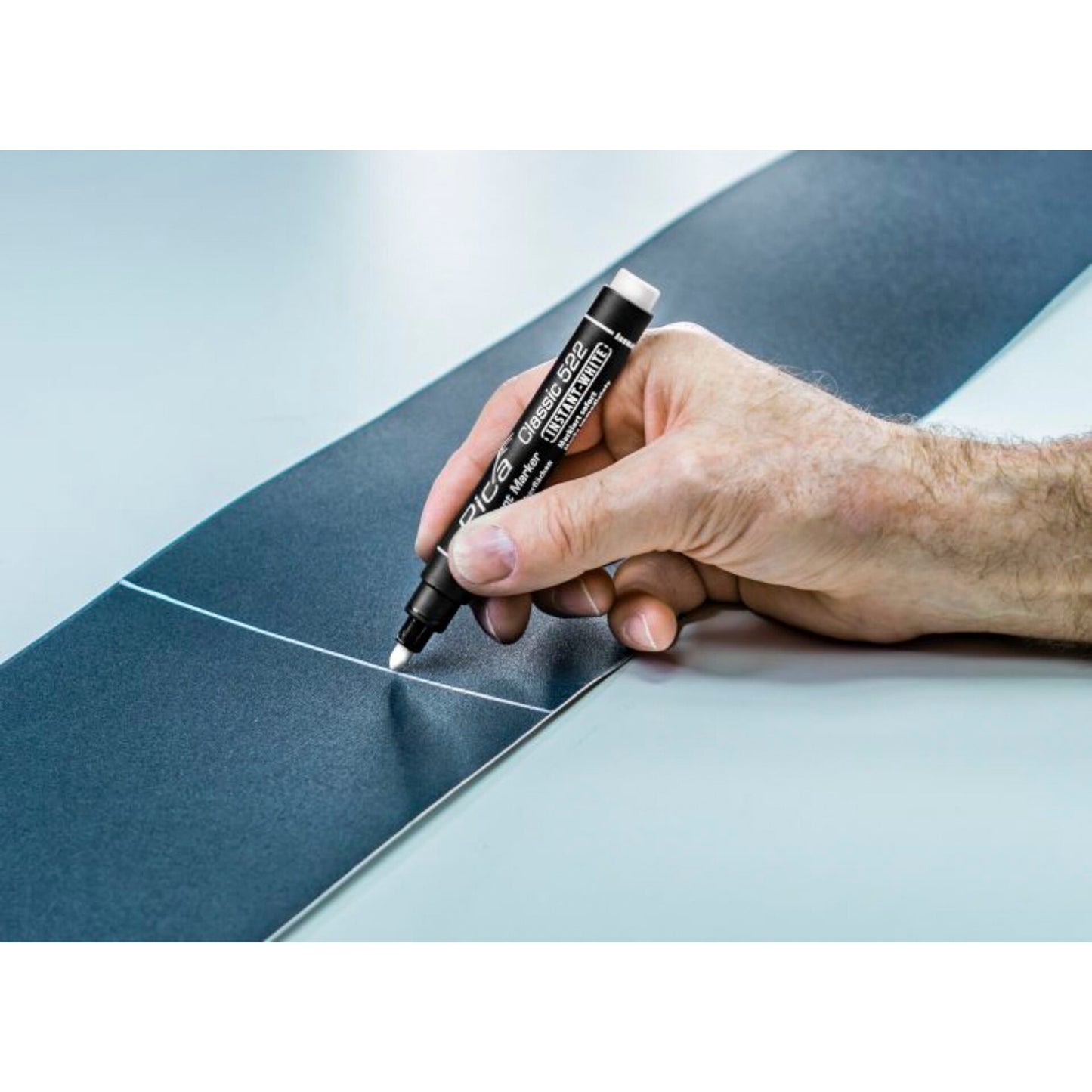 Pica Permanent Marker INSTANT white, Bullet Tip, 1-4mm