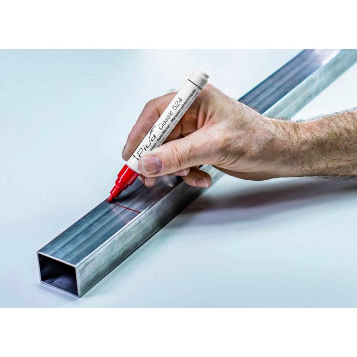 Pica Classic Industrial Paint Marker, 2-4mm bullet tip, red