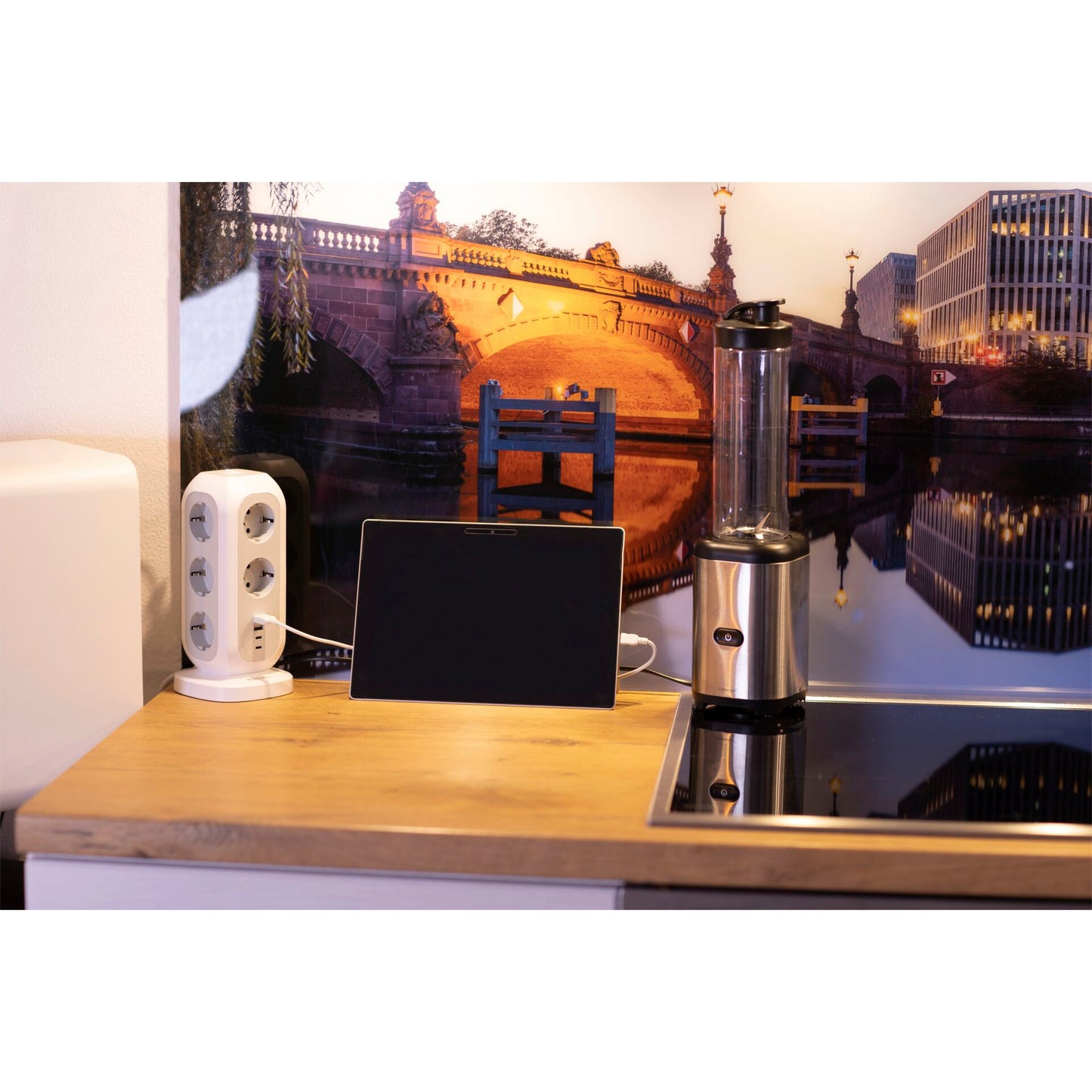 Verbatim EU Power Tower EUPT-01 11xAC / 2xUSB-A / 2xUSB-C 49547