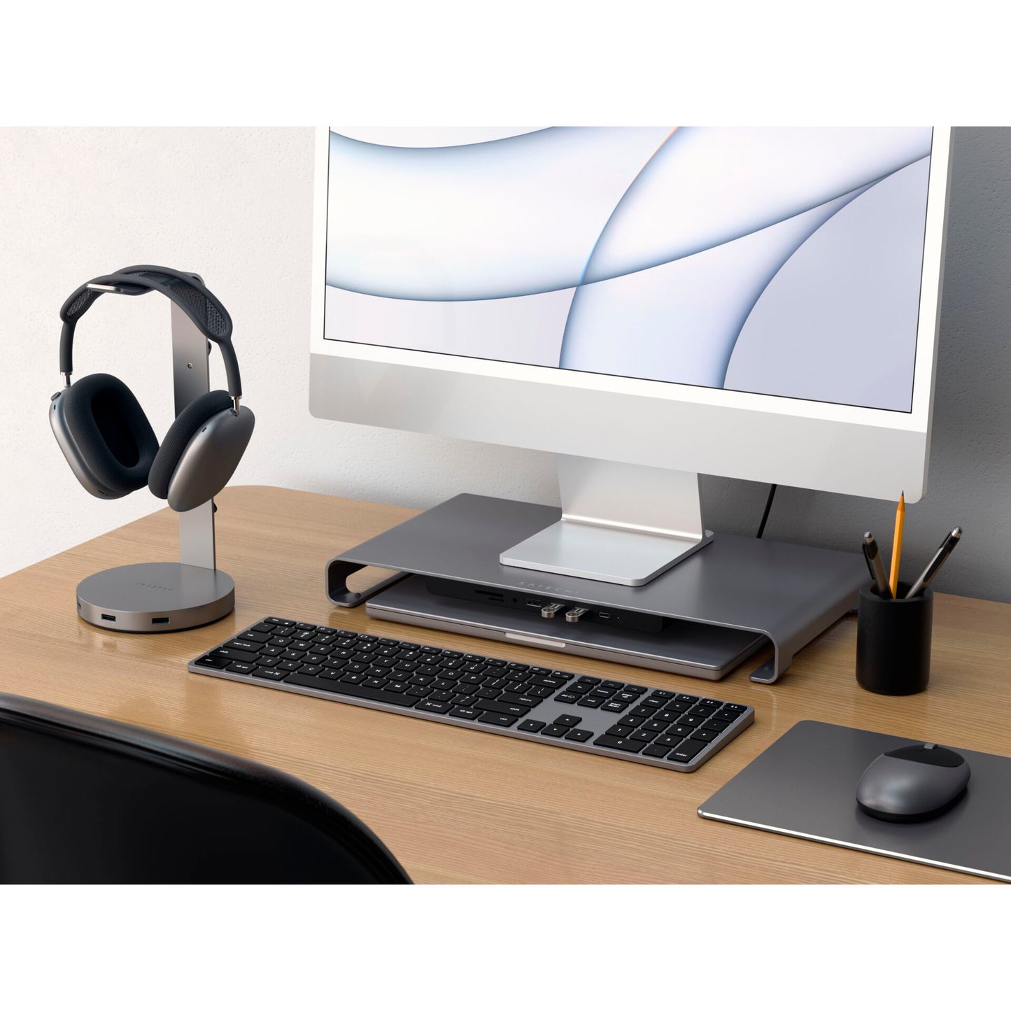 Satechi USB-C Monitor Stand Hub XL