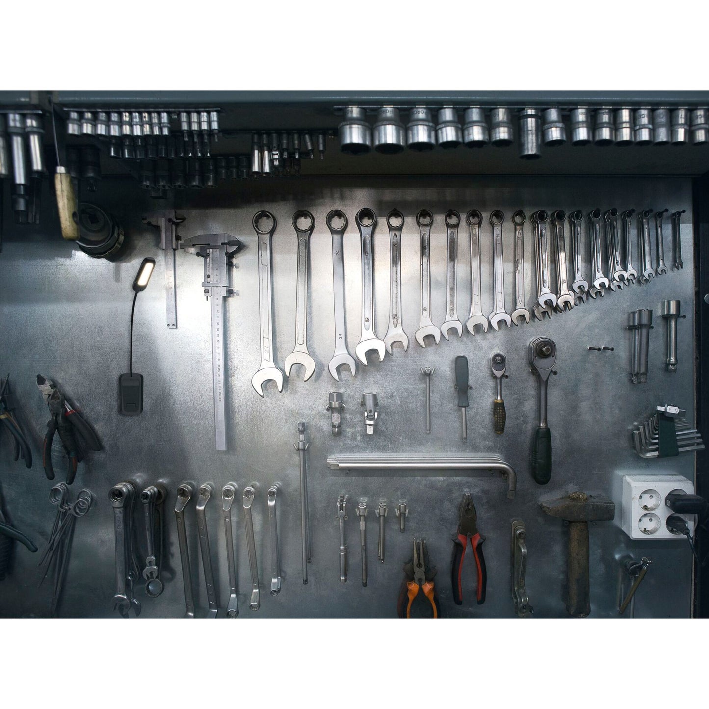 Ansmann Unviersal Clip Lamp with 9 LEDs, dimmable 1600-0531