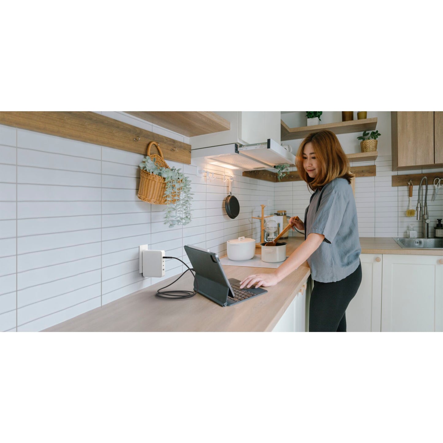 Belkin BOOST CHARGE 240W black USB-C/USB-C Cab.,1m CAB015bt1MBK