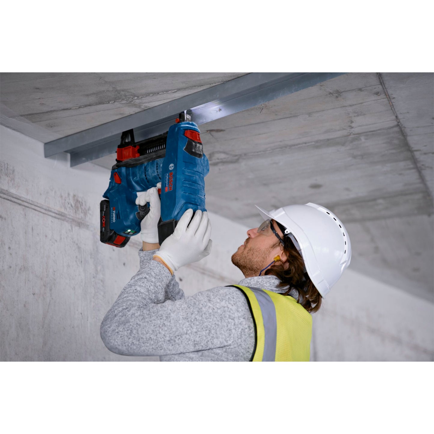 Bosch GNB 18V-38 Cordless Concrete Nailer