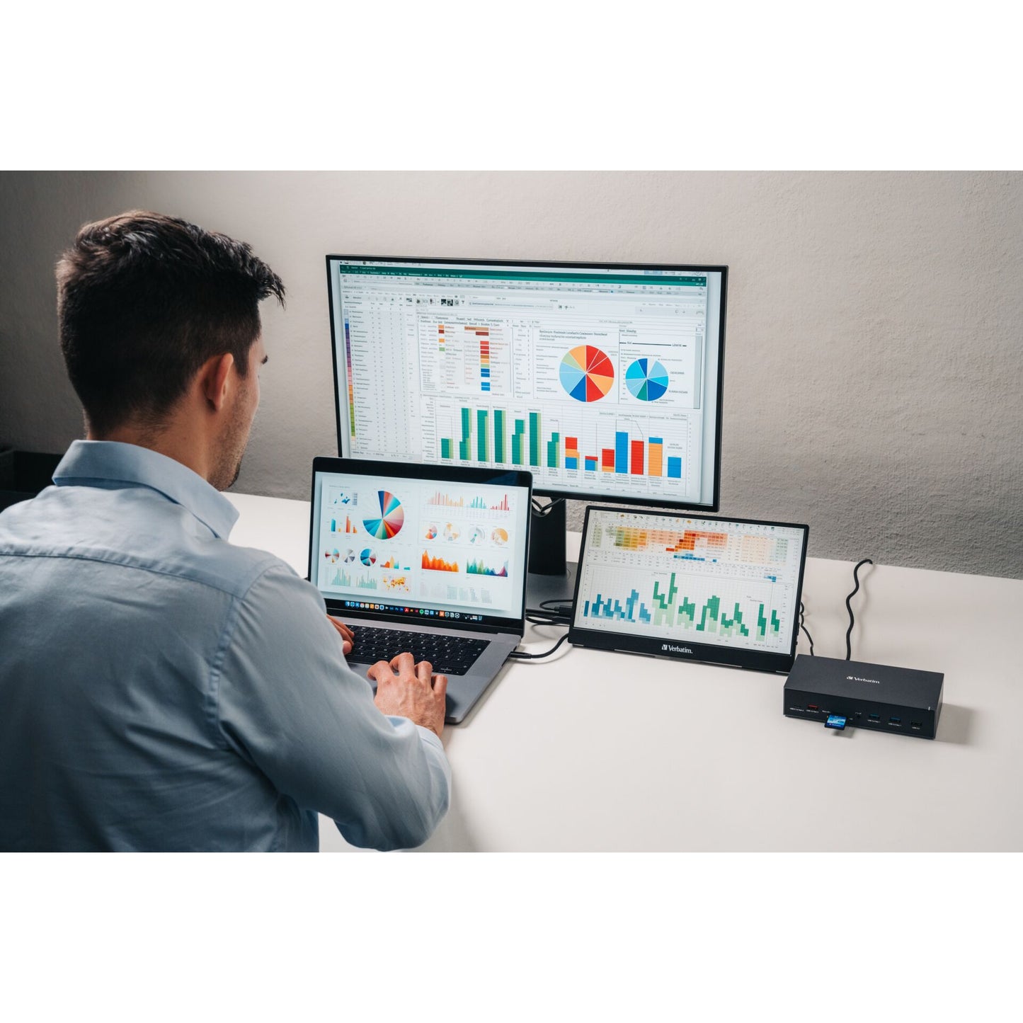 Verbatim USB-C Pro Docking Station 17 Port CDS-17 32172