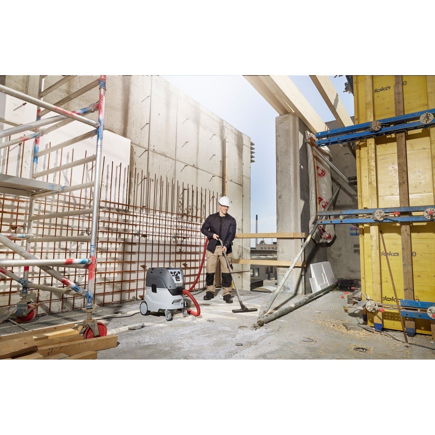 Nilfisk VHS 42 L40 MC IC 220- 240V 50/60HZ EU