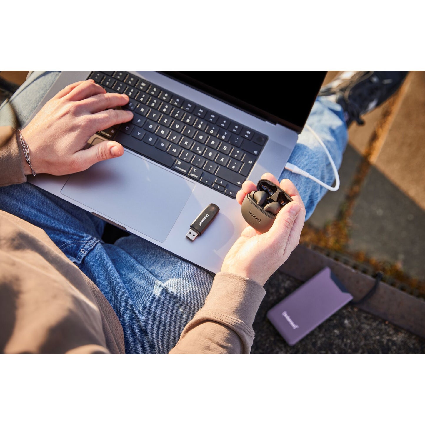 Intenso Powerbank F10000 Lila 10000 mAh incl. USB-C to Type-C