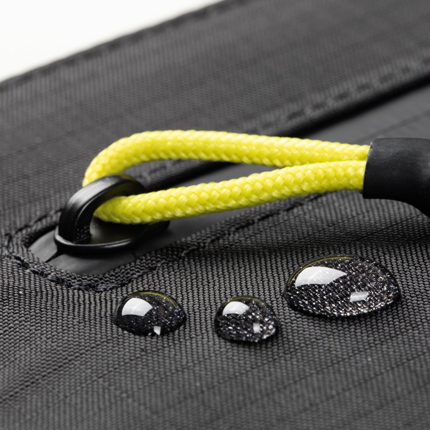 Native Union Ultralight Sleeve for MacBook 16  Black