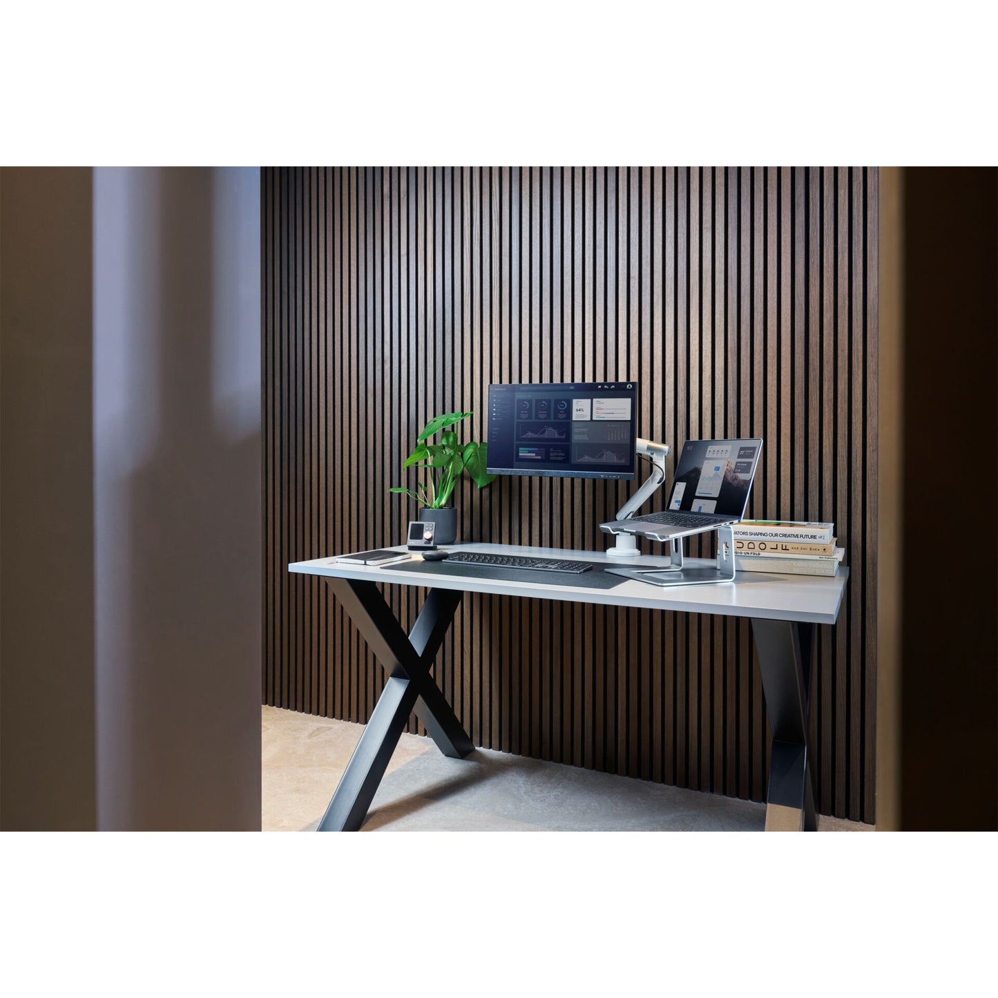 One for All Office Laptopständer Aluminum DM 0060