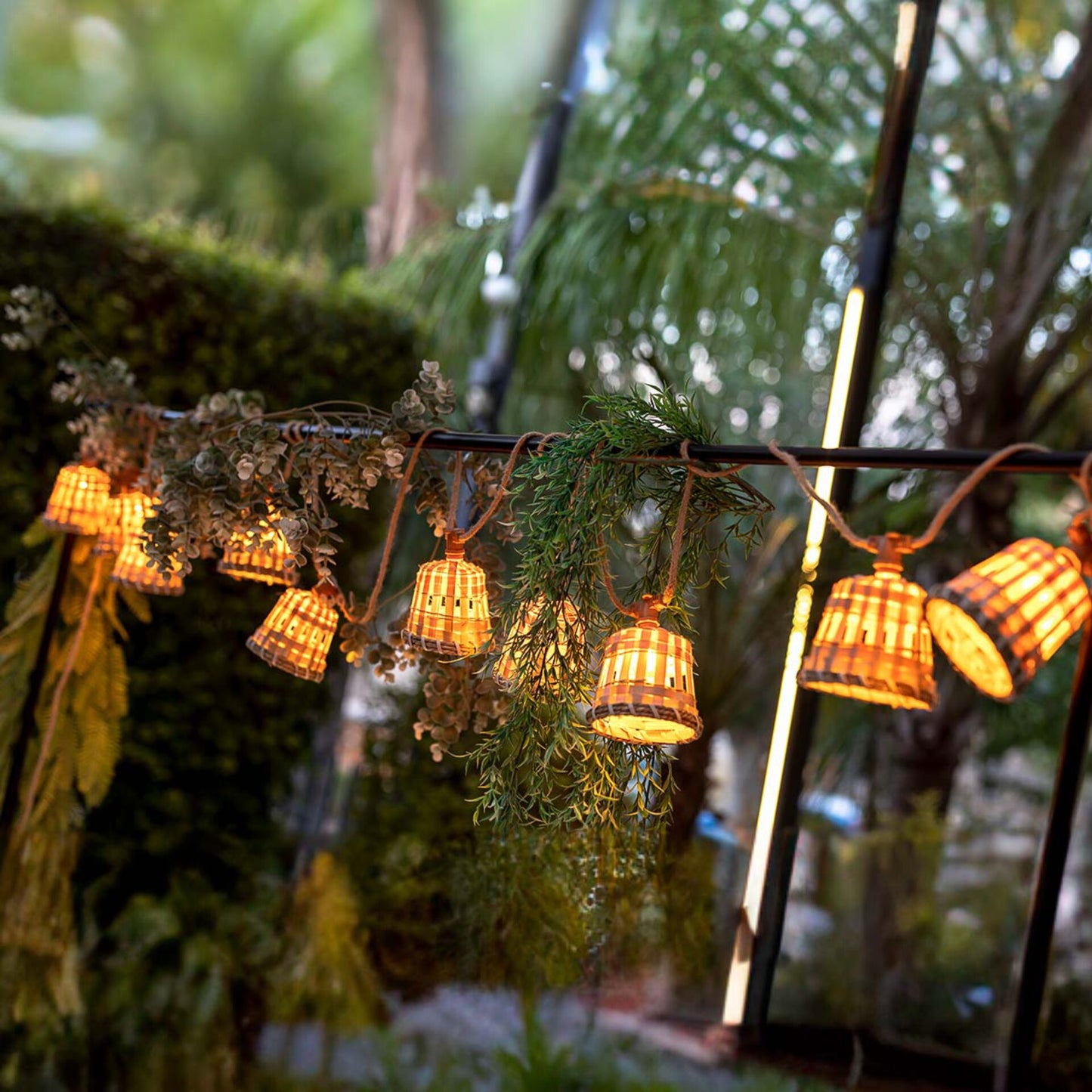 New Garden  Garland lift black colour