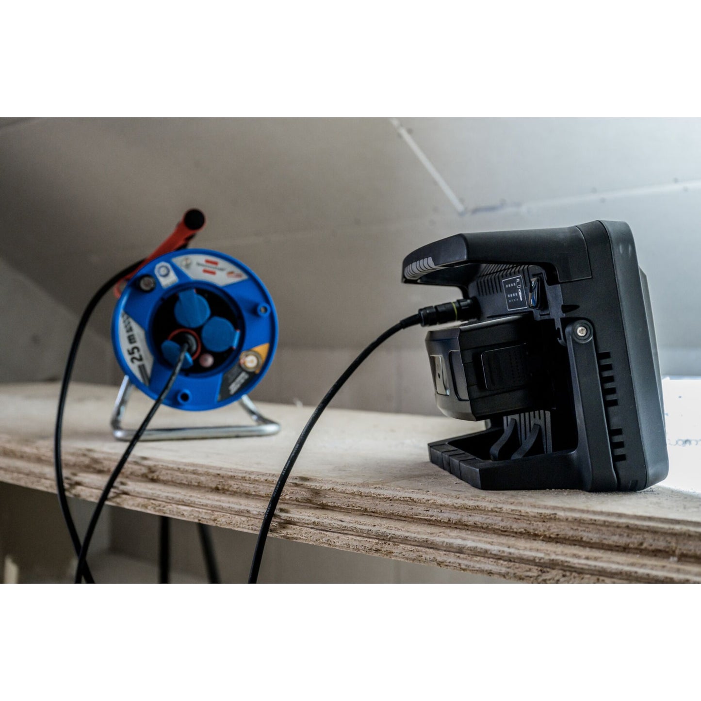 Brennenstuhl Multi Battery LED Hybrid Work Light