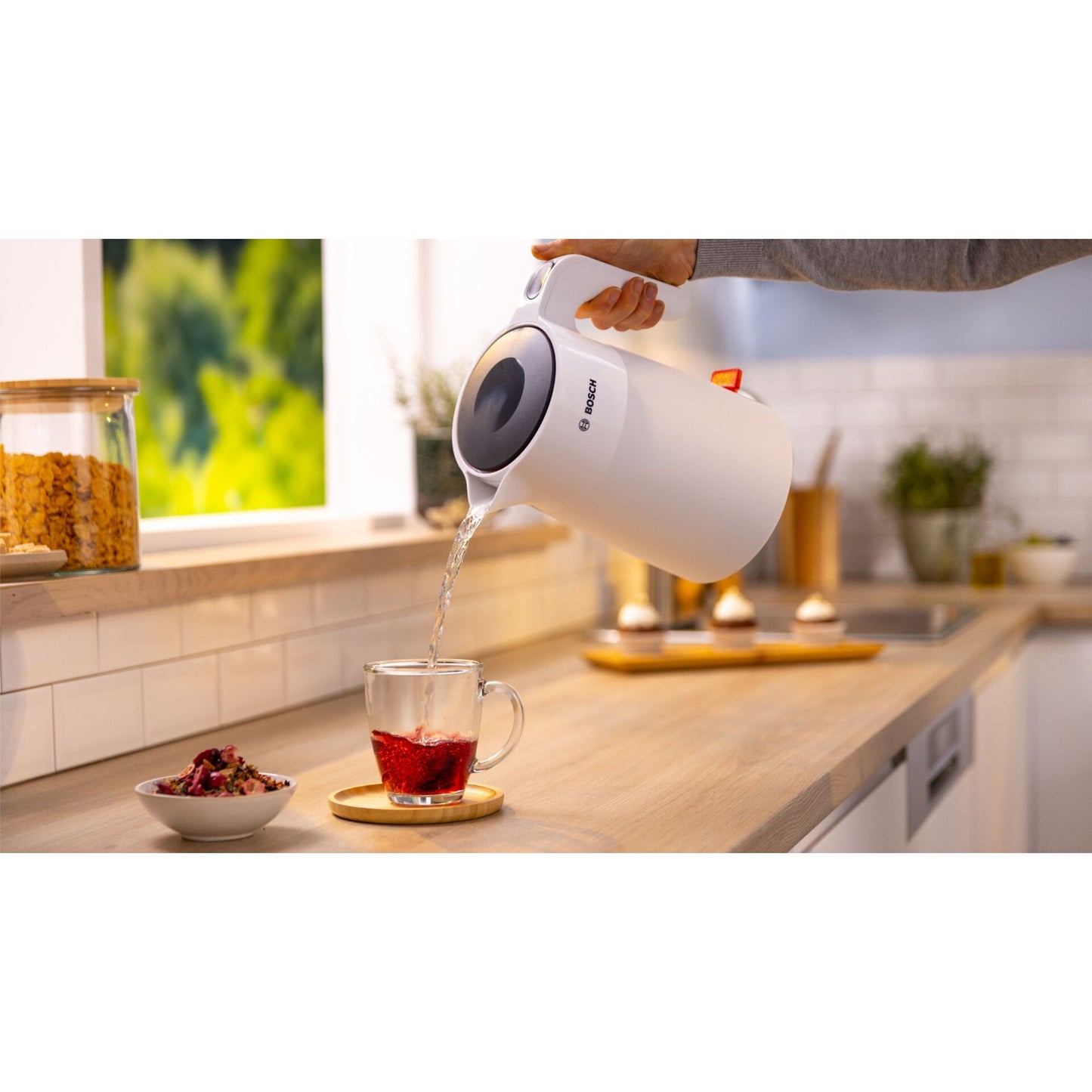 Bosch TWK 2M161 MyMoment white