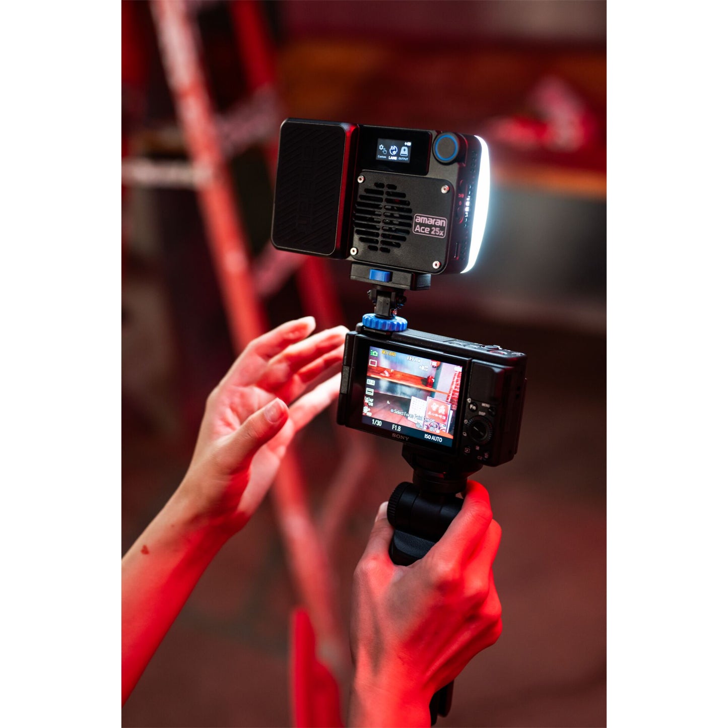 Amaran Ace 25x charcoal